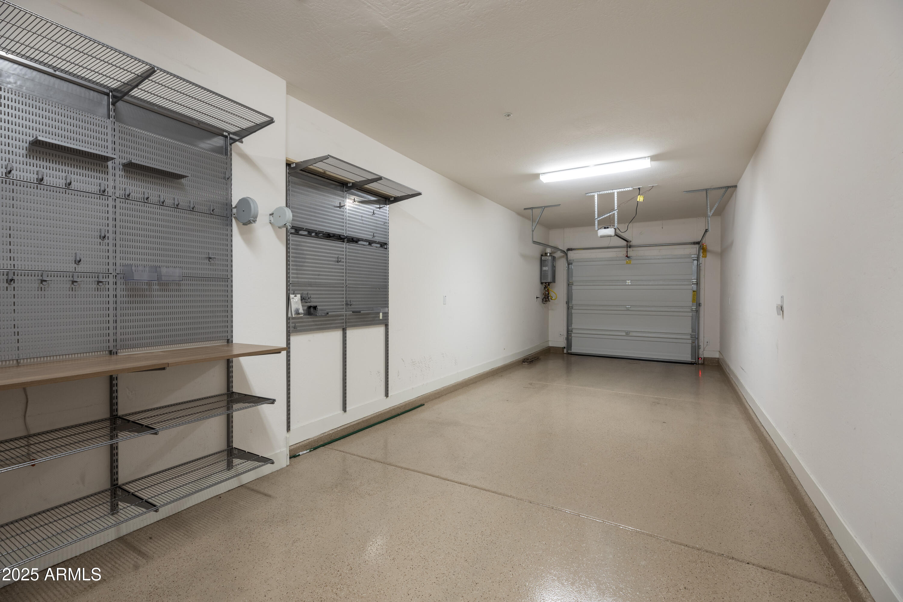 10260 E WHITE FEATHER Lane, 1050