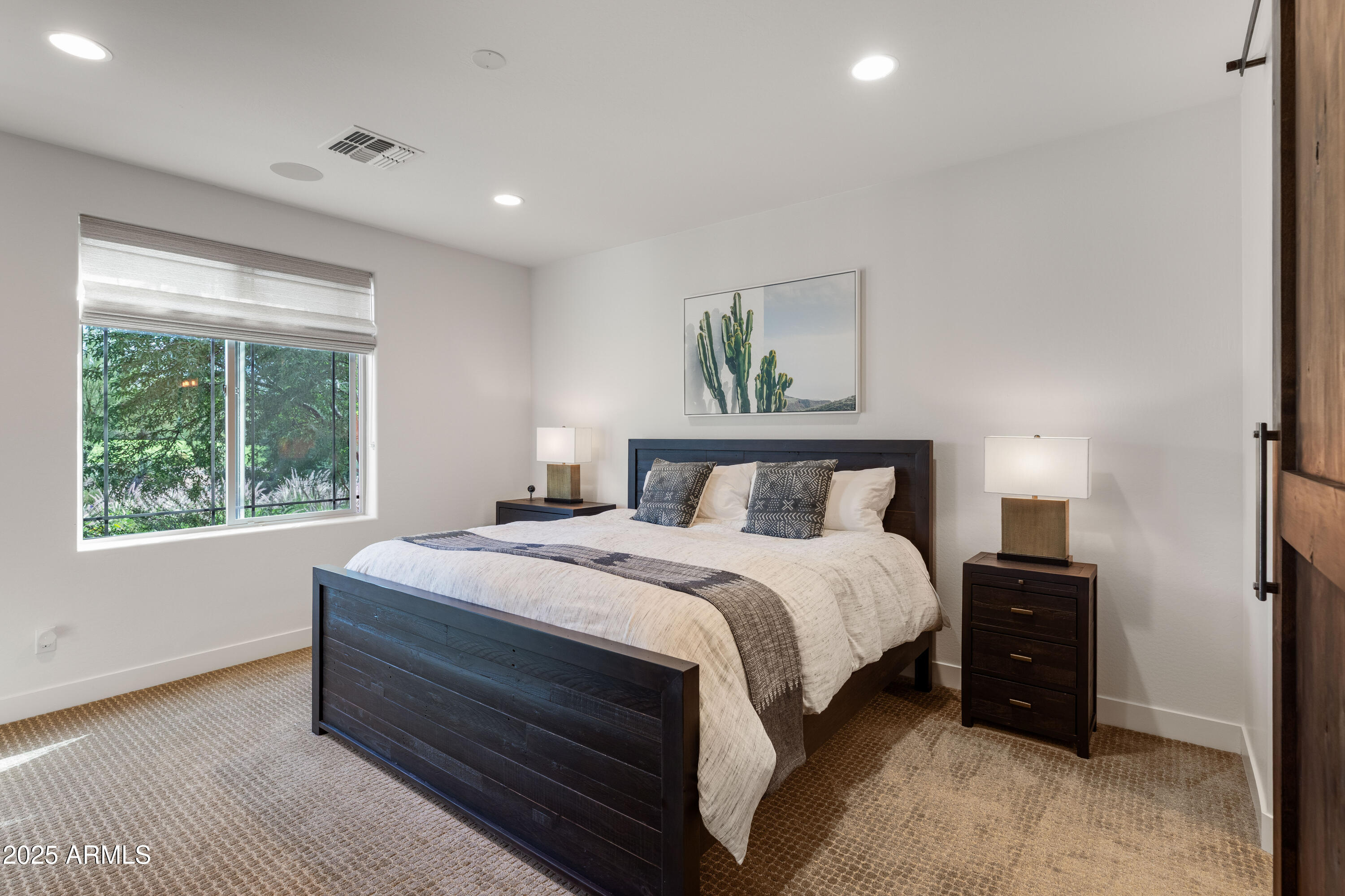 10260 E WHITE FEATHER Lane, 1050