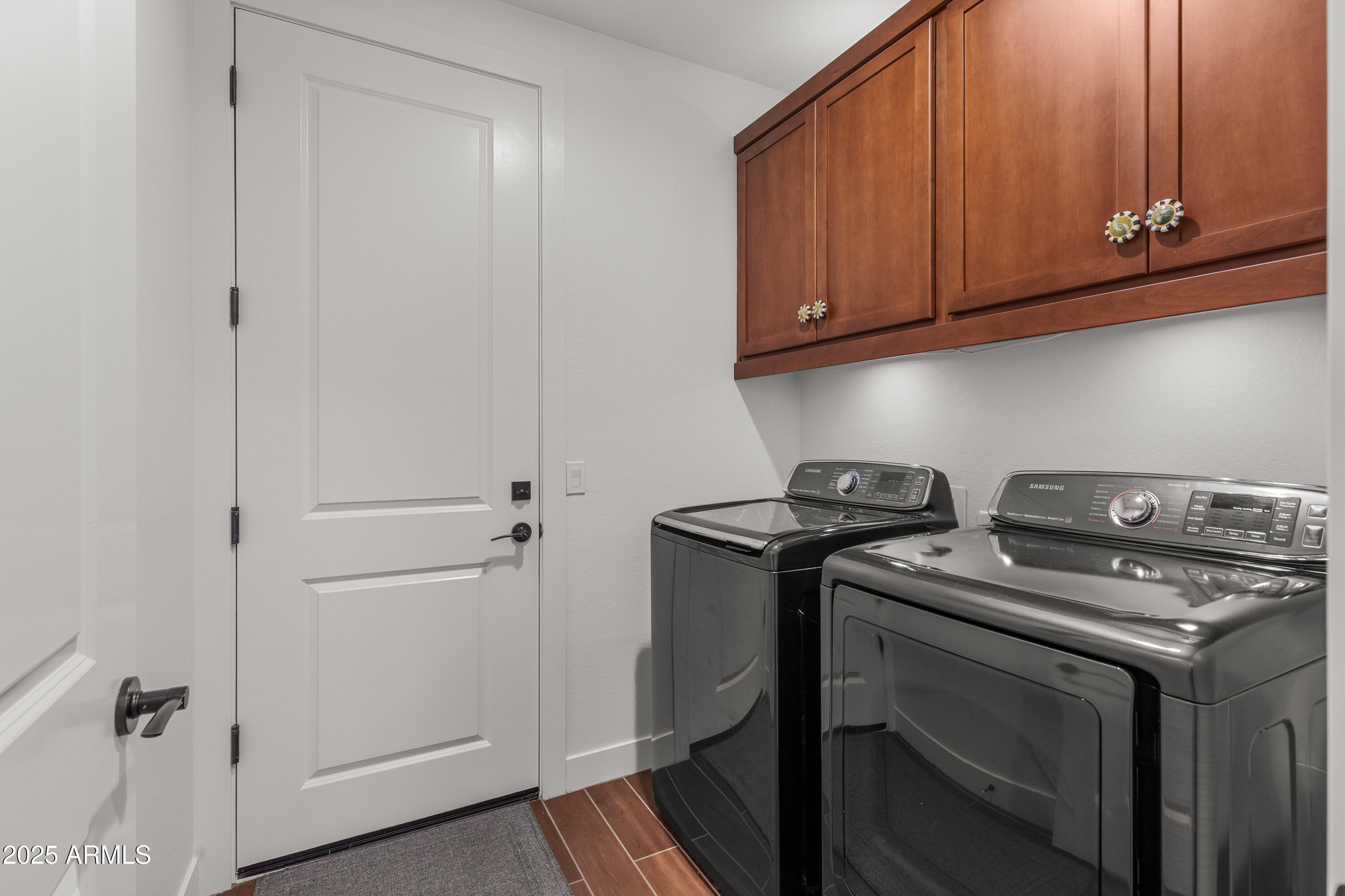 10260 E WHITE FEATHER Lane, 1050