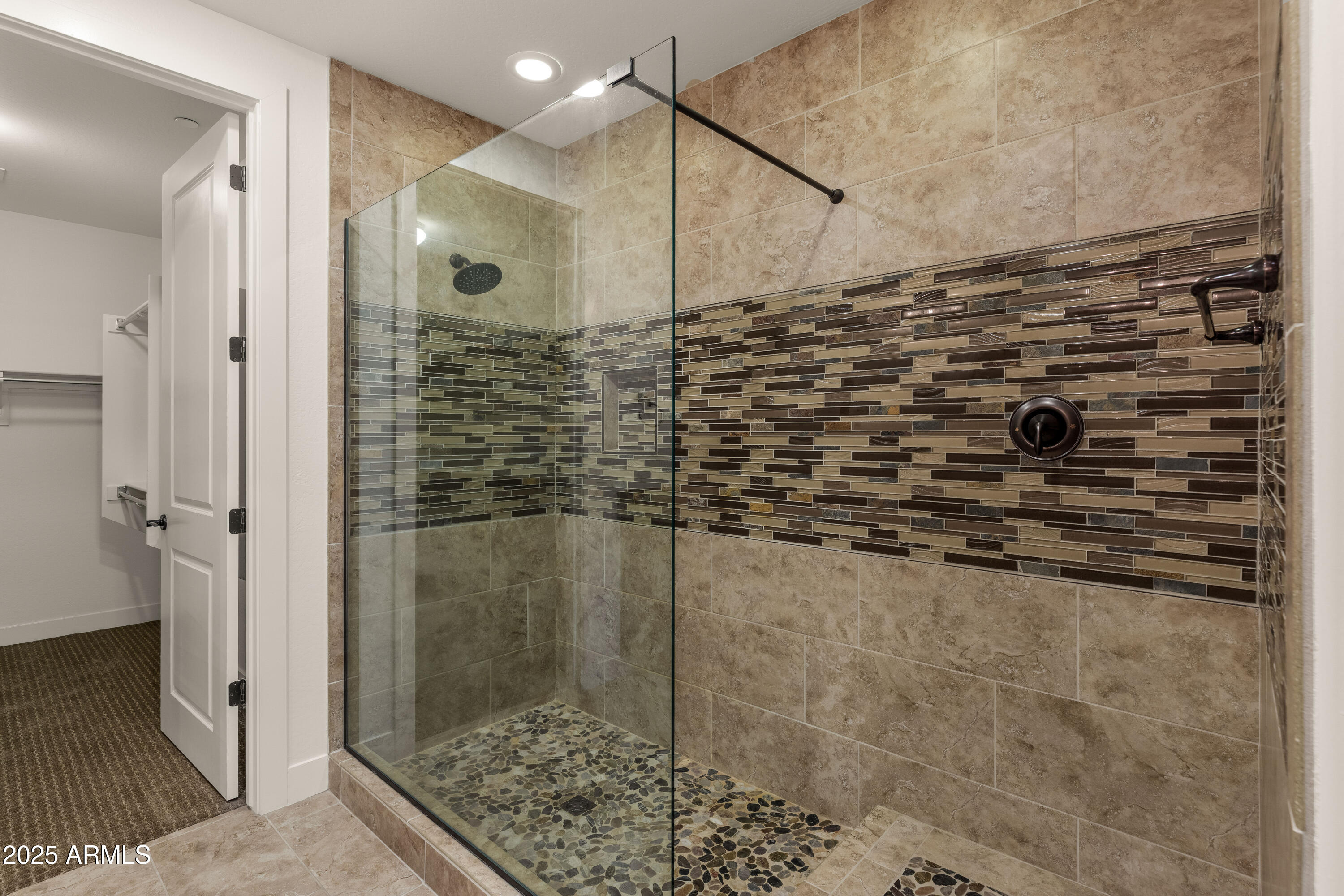 10260 E WHITE FEATHER Lane, 1050