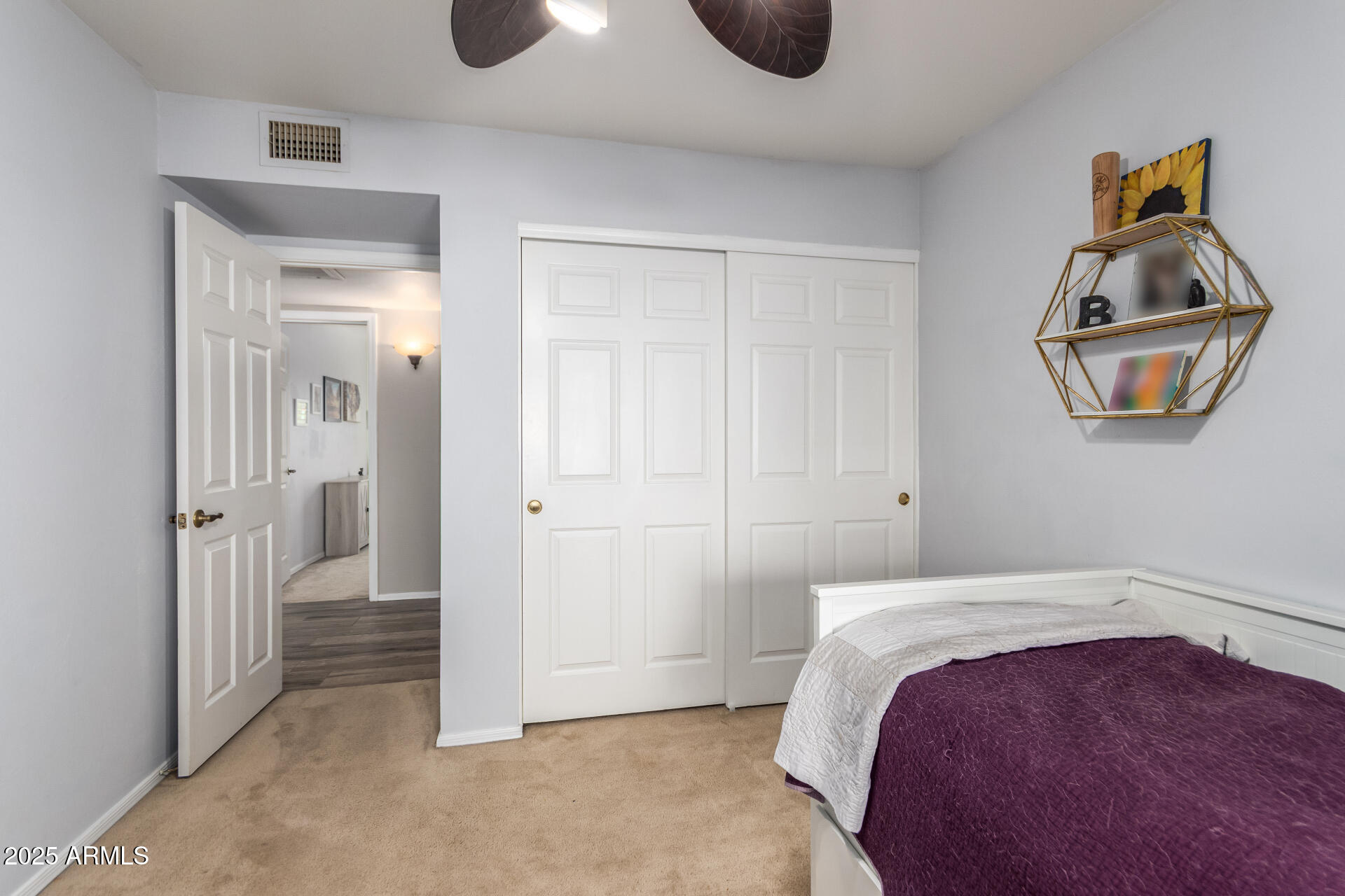 740 W SARAGOSA Street