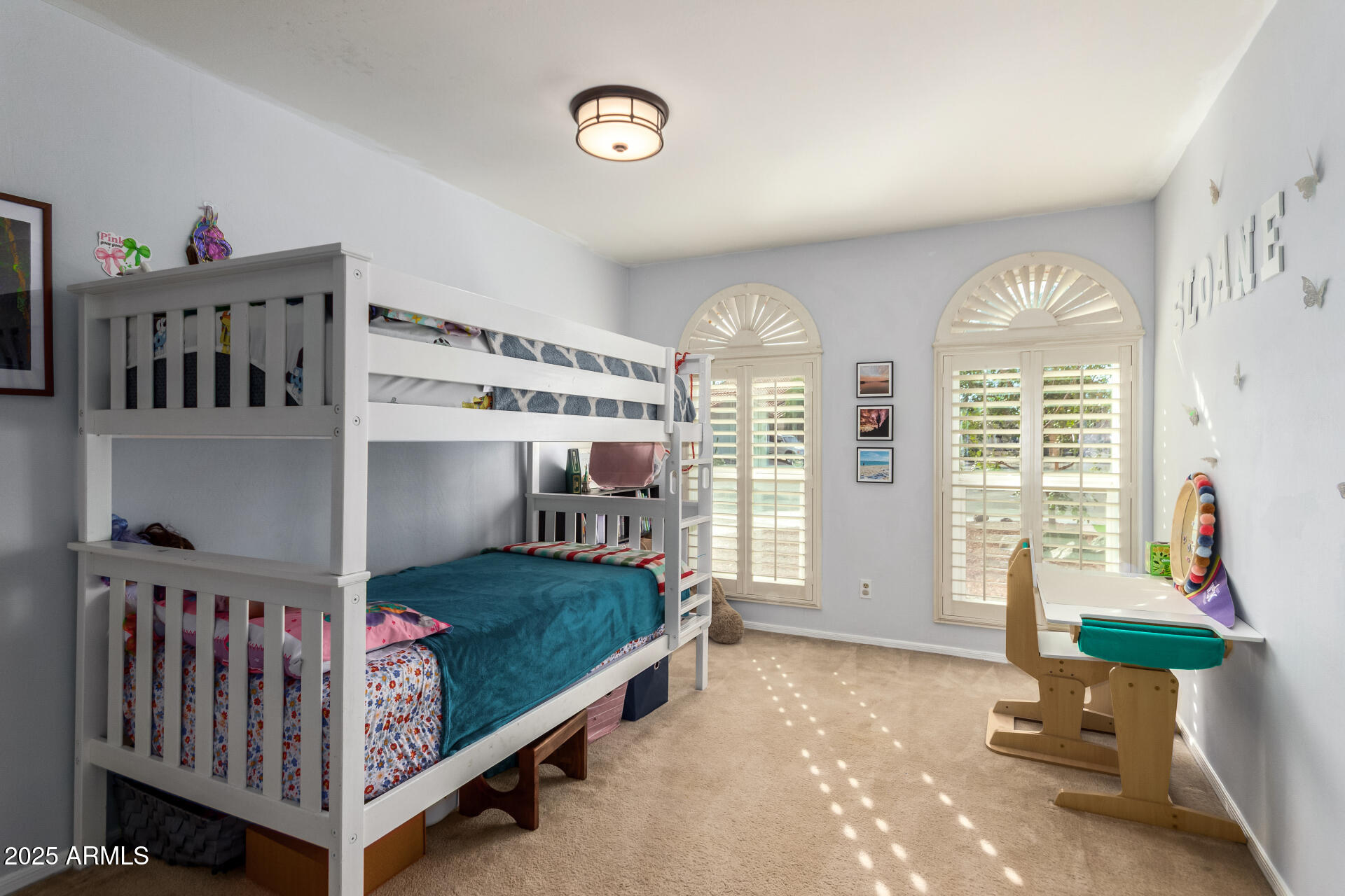 740 W SARAGOSA Street