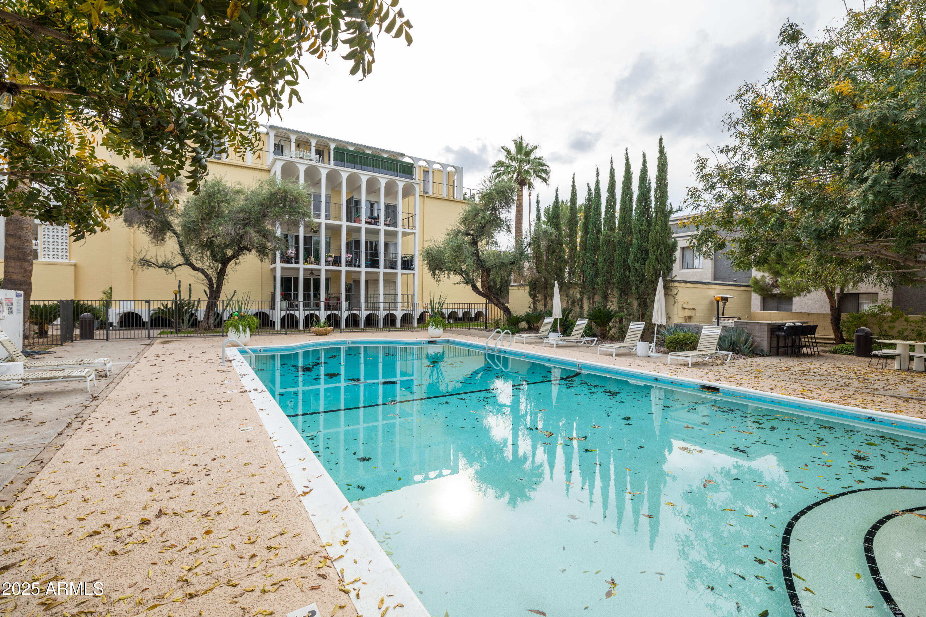 6502 N CENTRAL Avenue A103