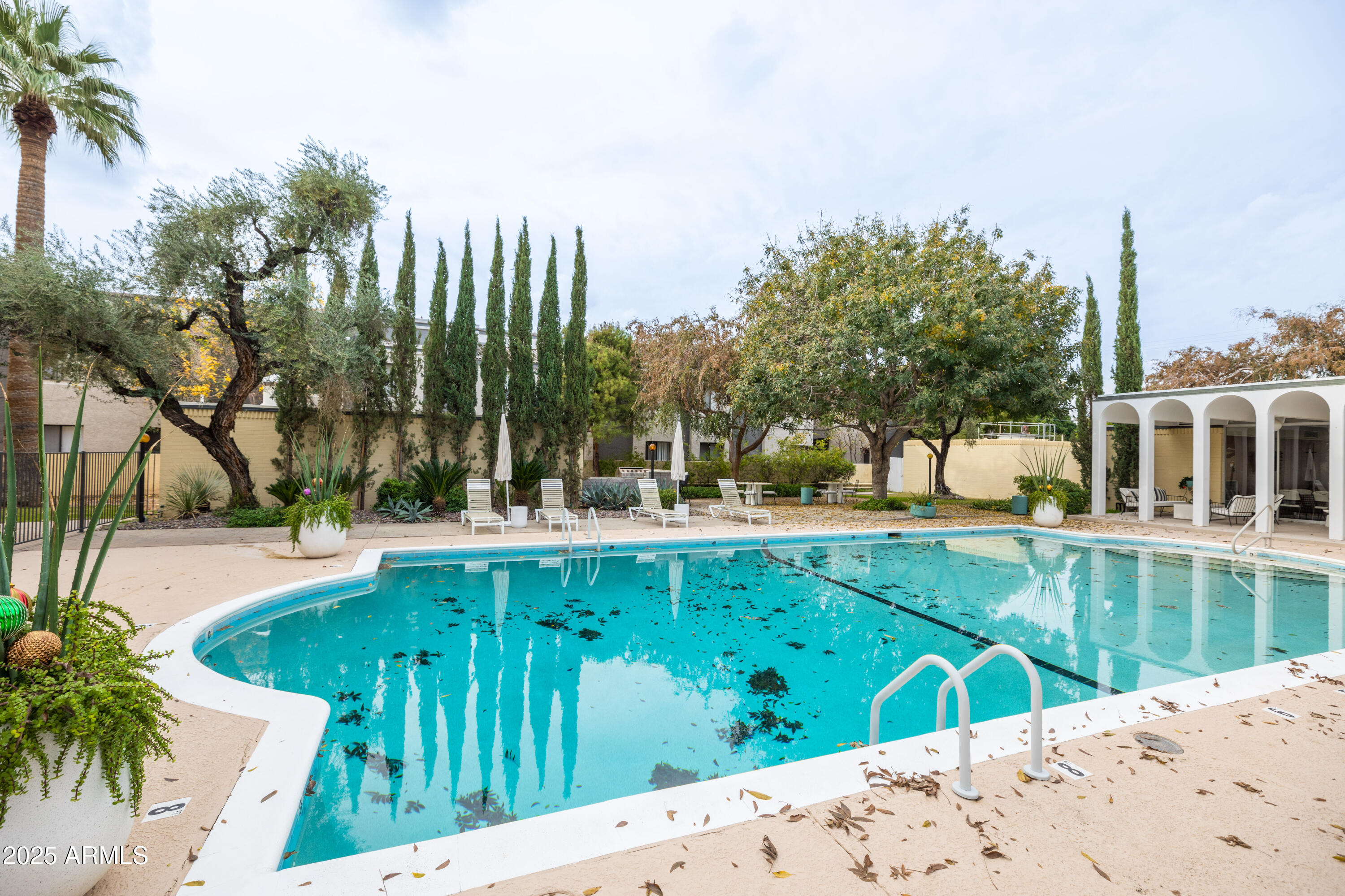 6502 N CENTRAL Avenue A103