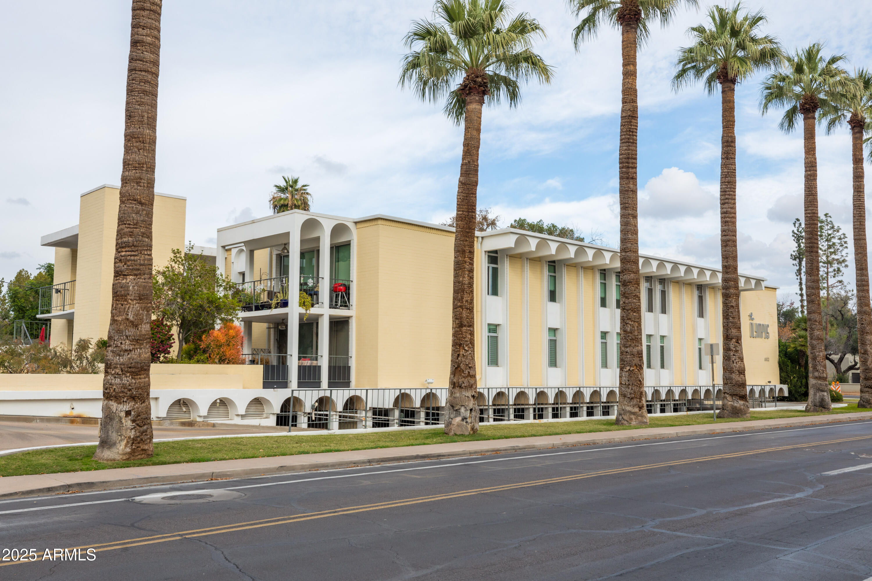 6502 N CENTRAL Avenue A103