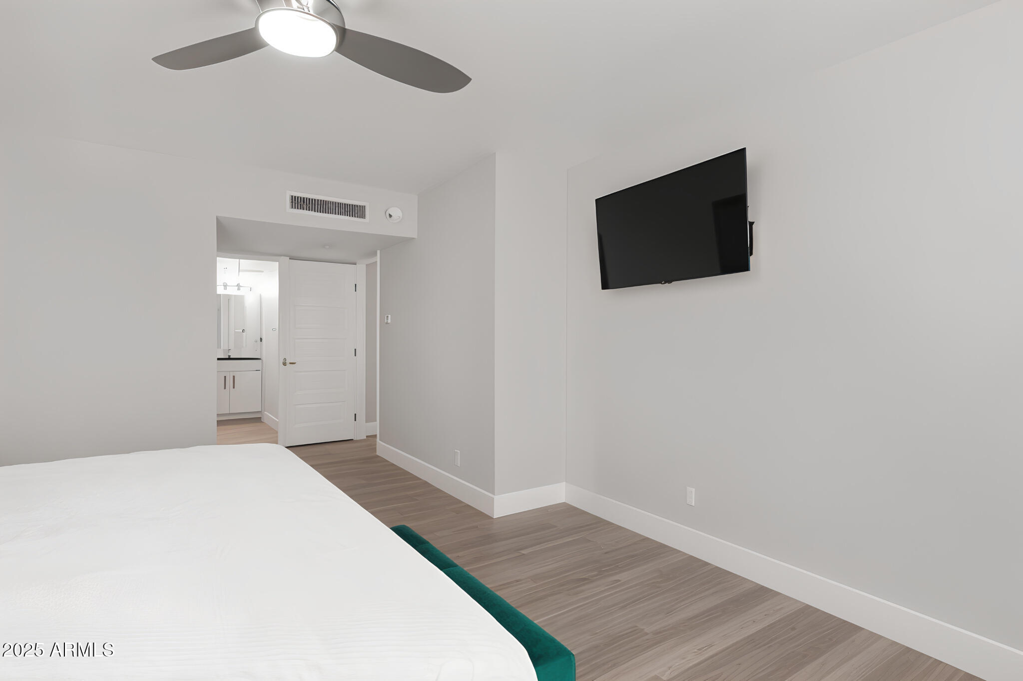 6502 N CENTRAL Avenue A103