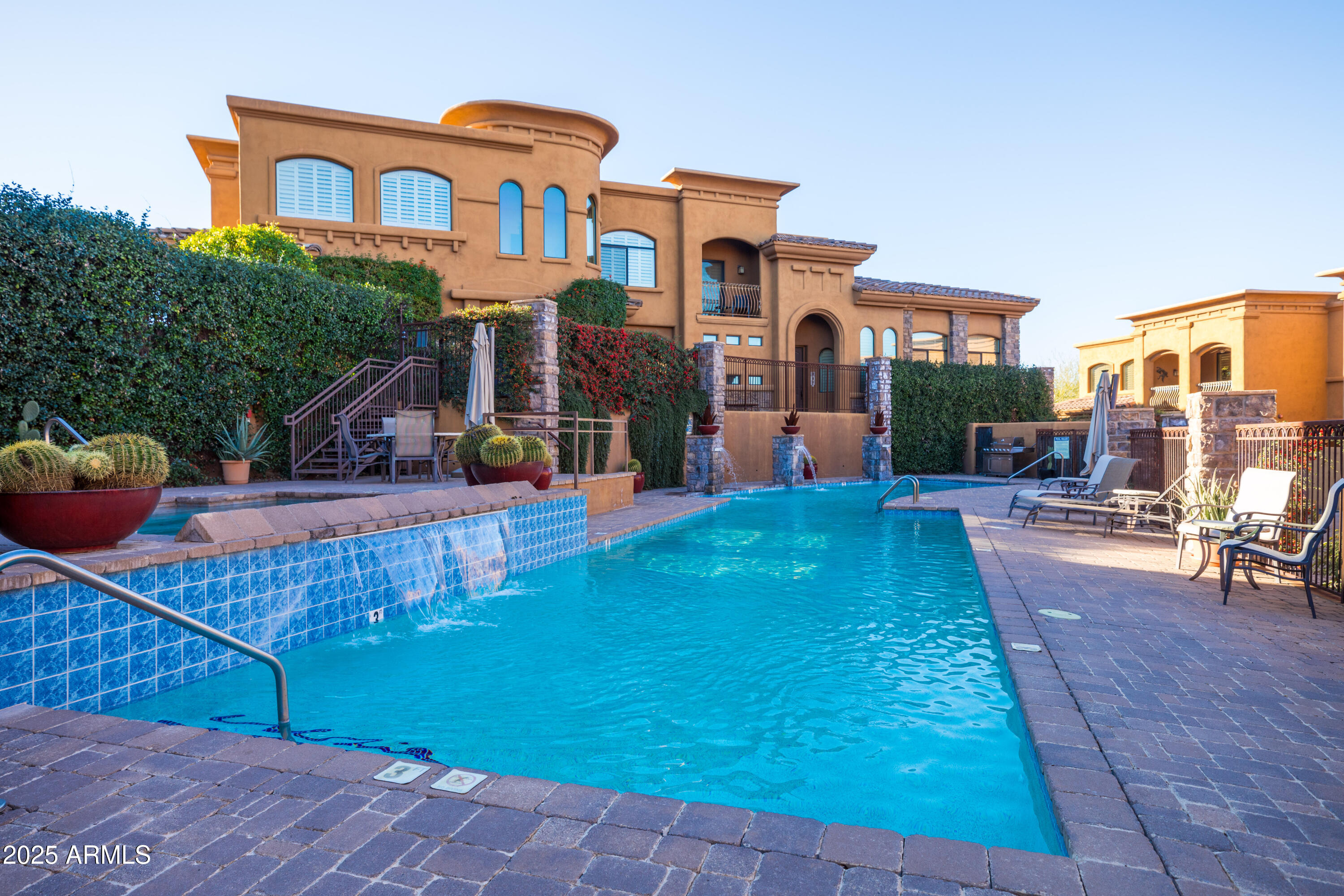 7199 E RIDGEVIEW Place 101