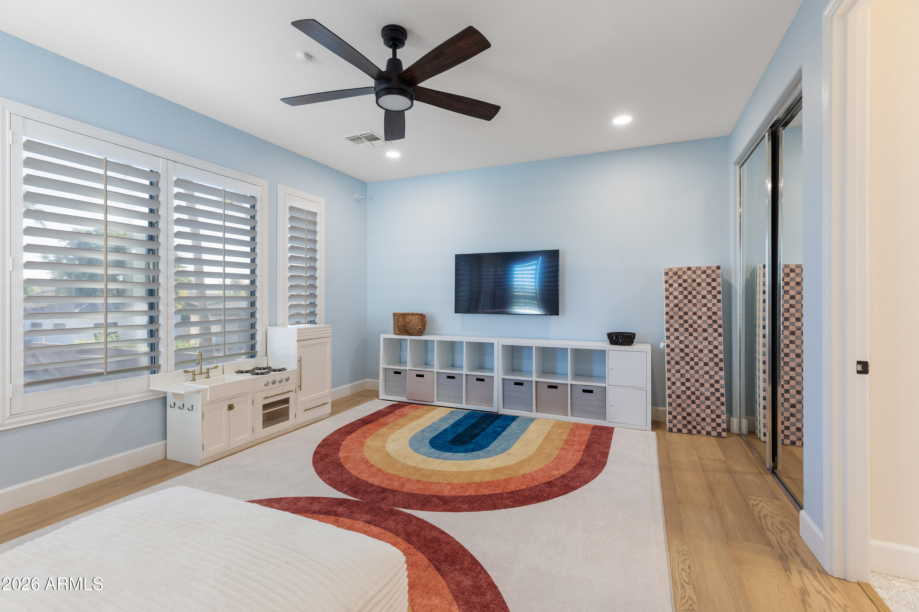 2517 S CONSTELLATION Way