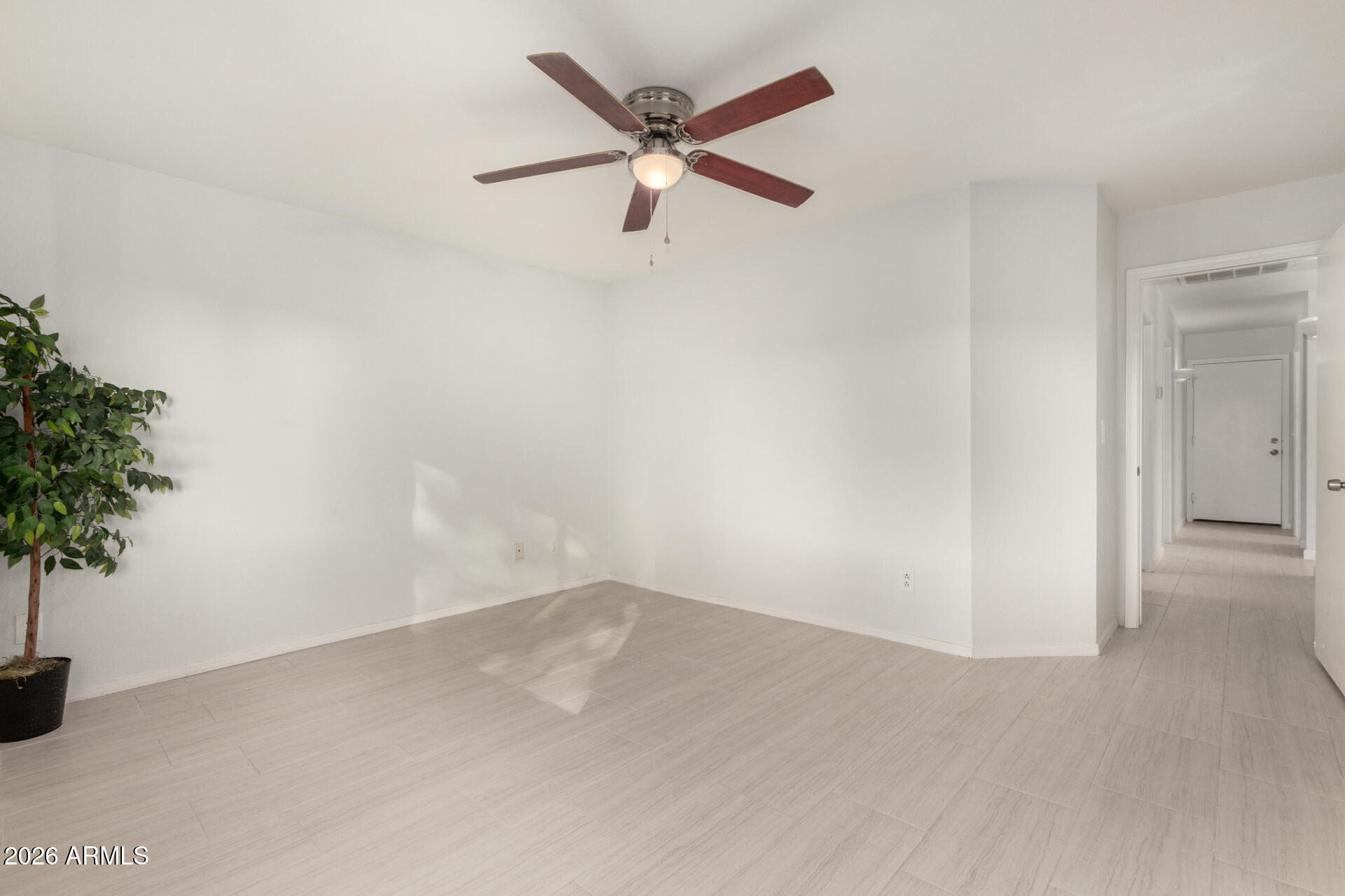 22202 N 32ND Avenue