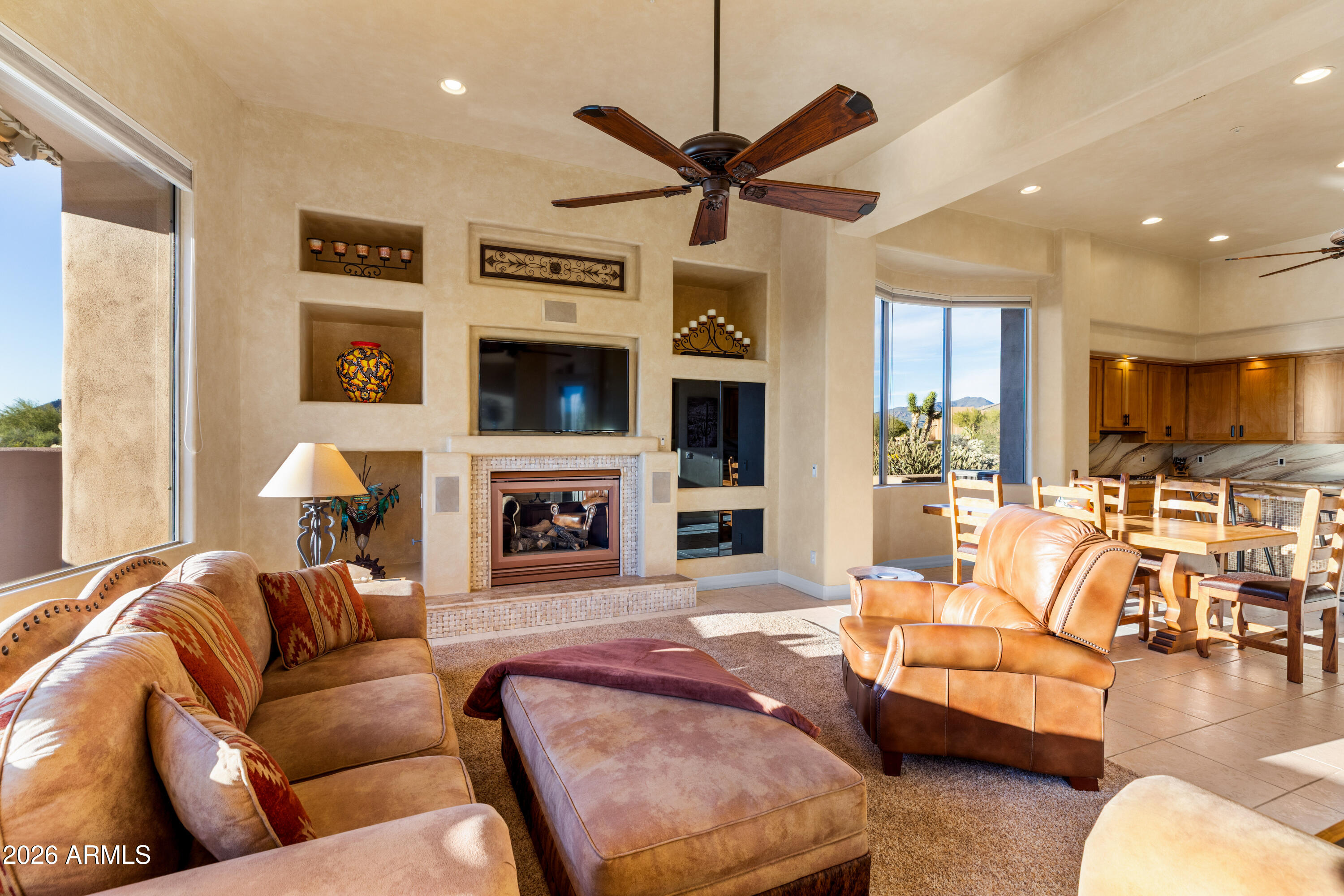 8087 E HIGH POINT Drive