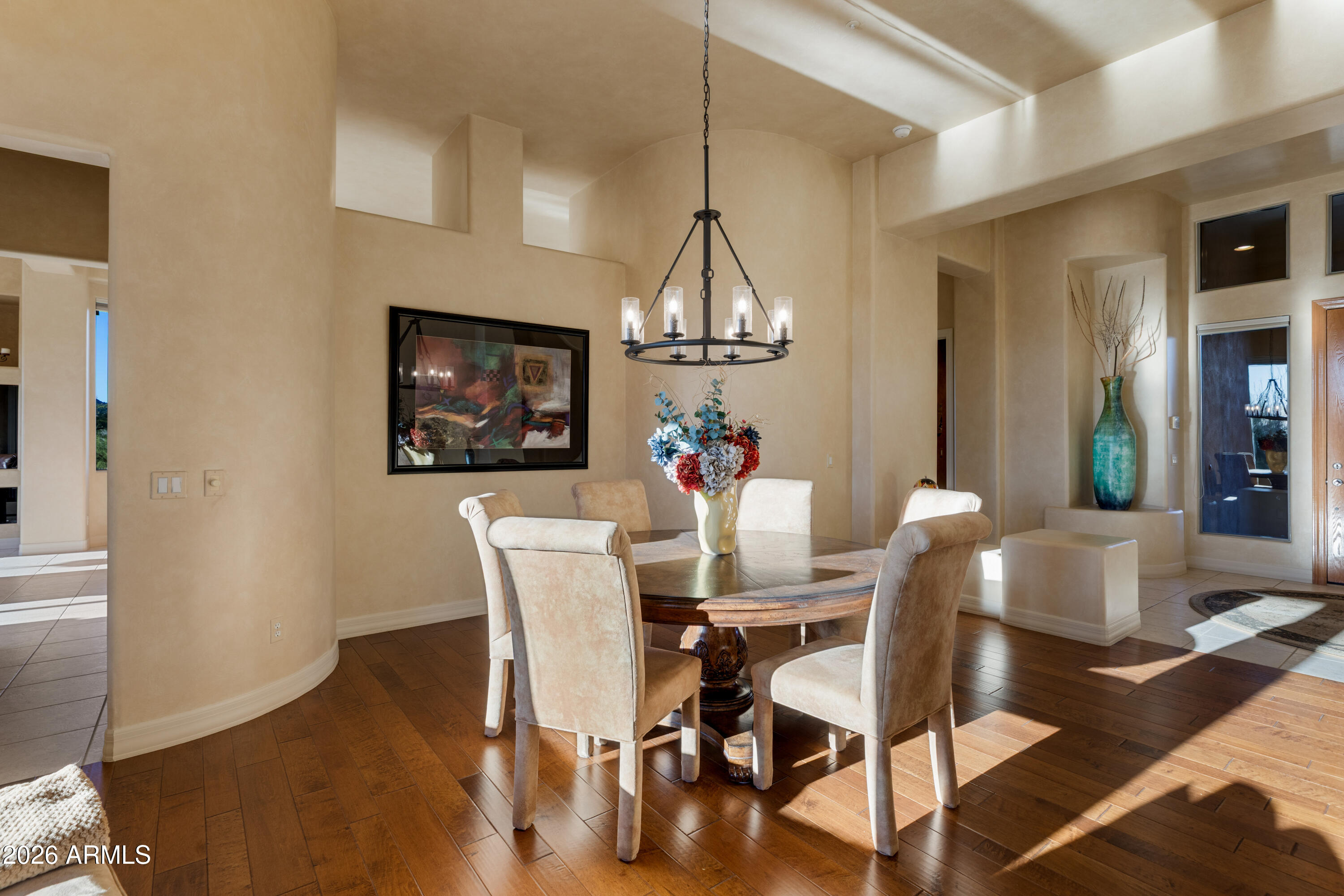 8087 E HIGH POINT Drive