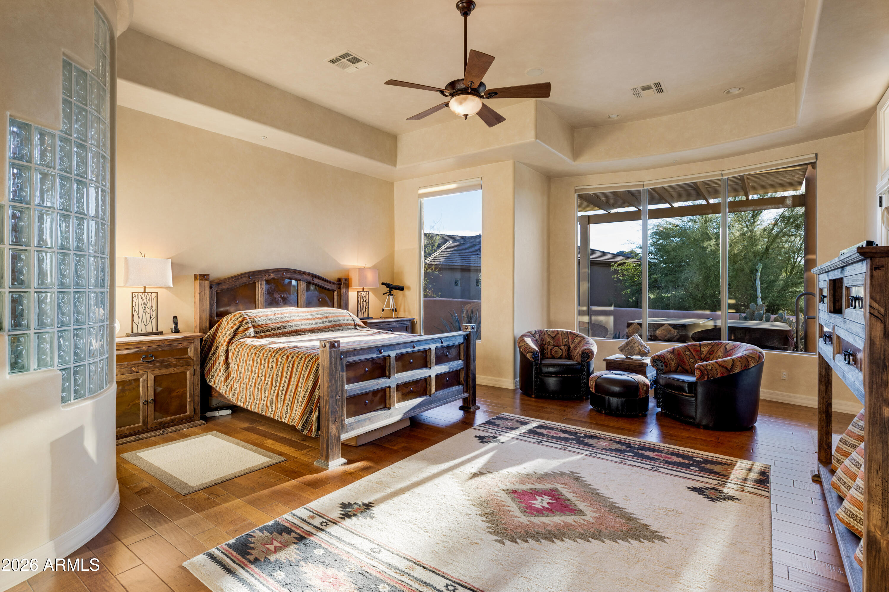 8087 E HIGH POINT Drive