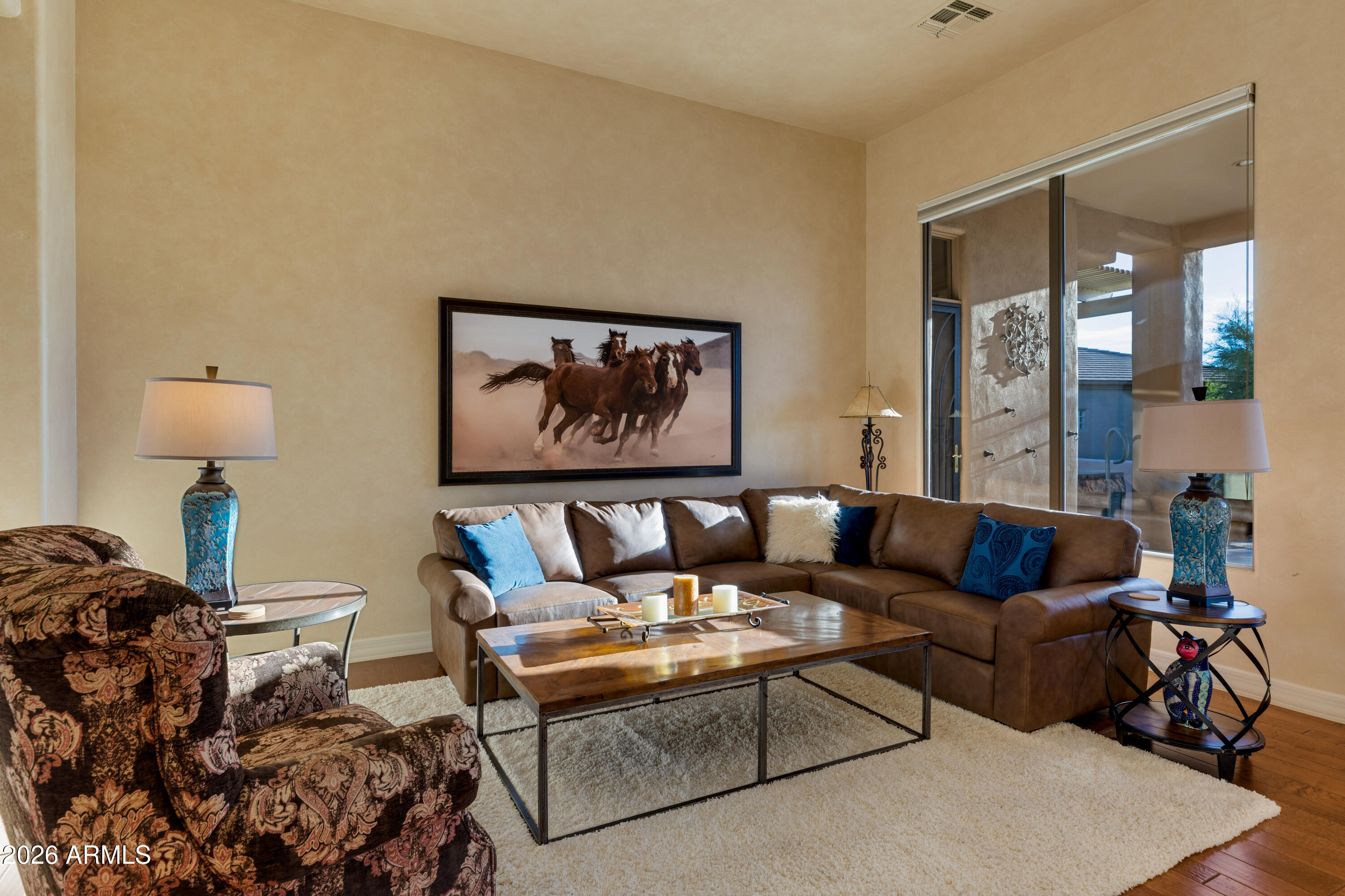 8087 E HIGH POINT Drive