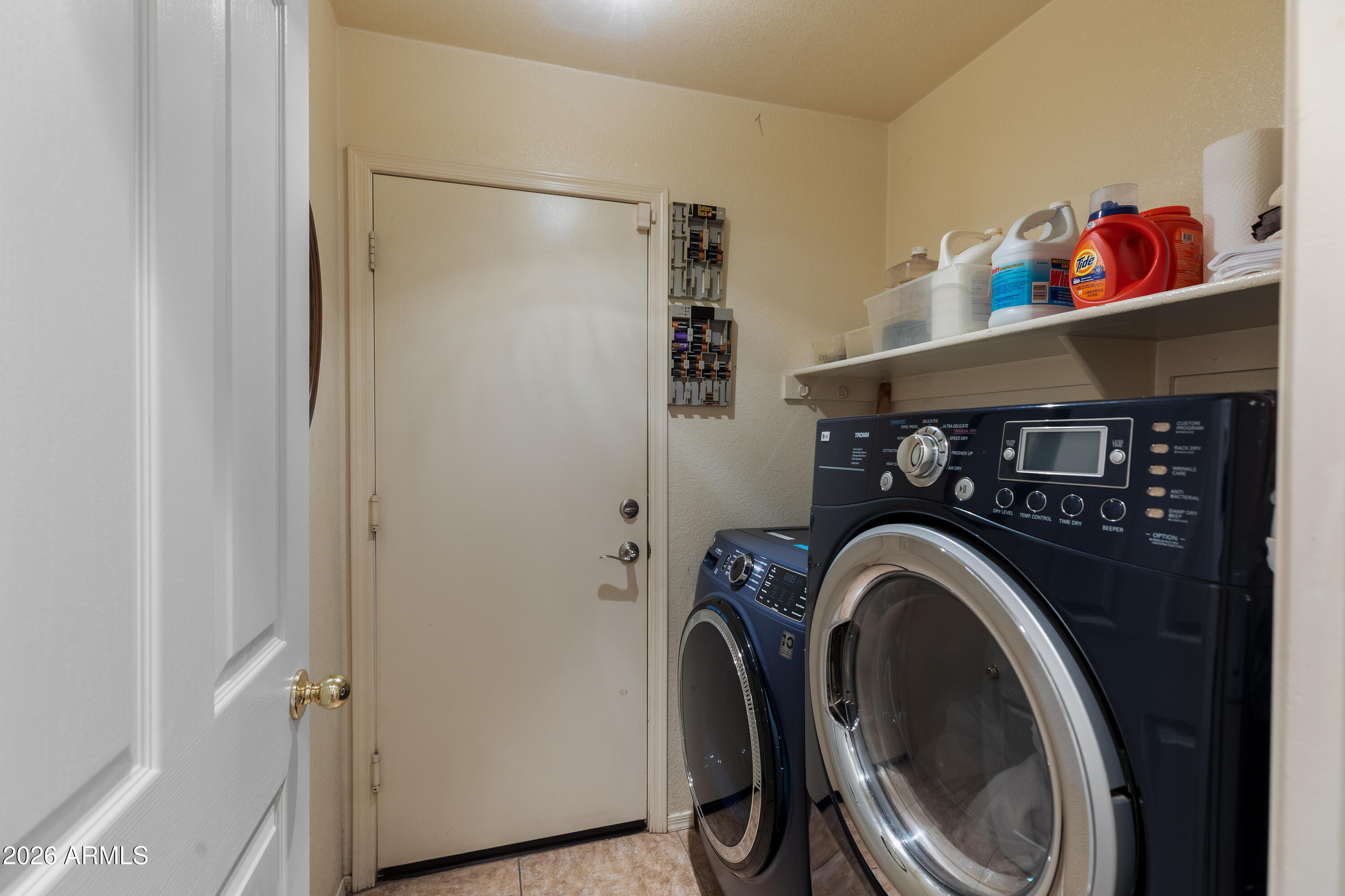 4506 E LONE CACTUS Drive