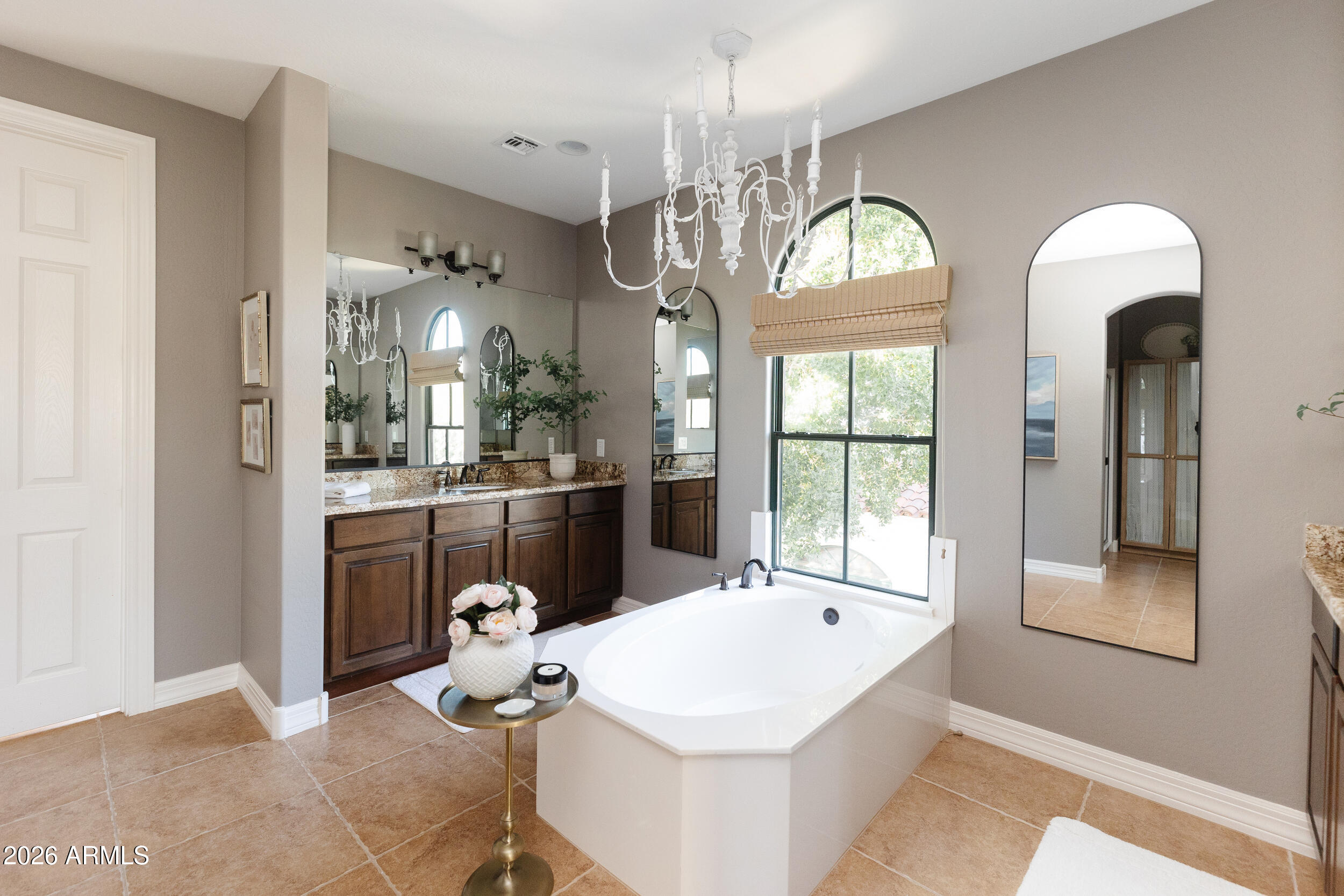 1777 W OCOTILLO Road 29