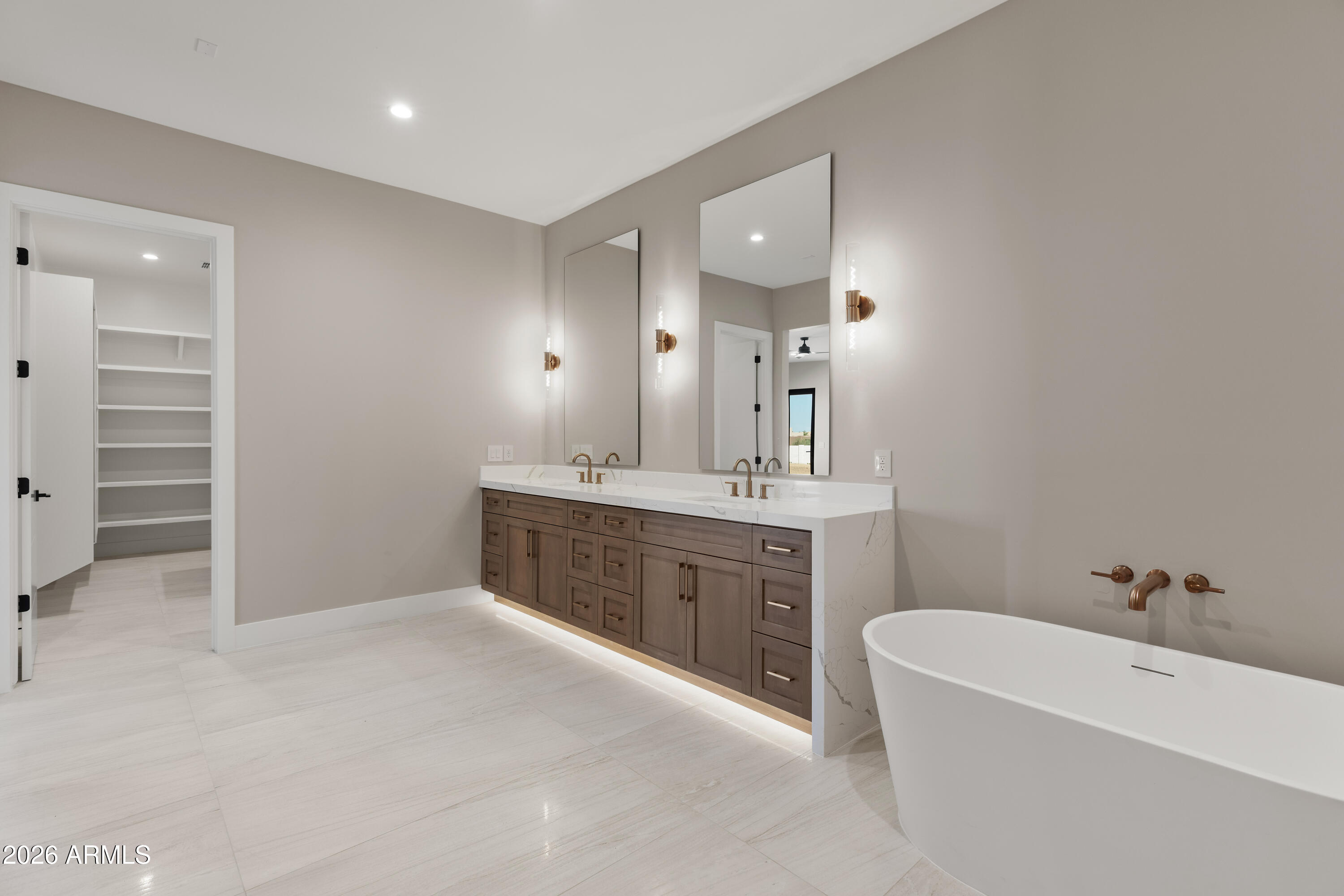 364XX N 16th Street