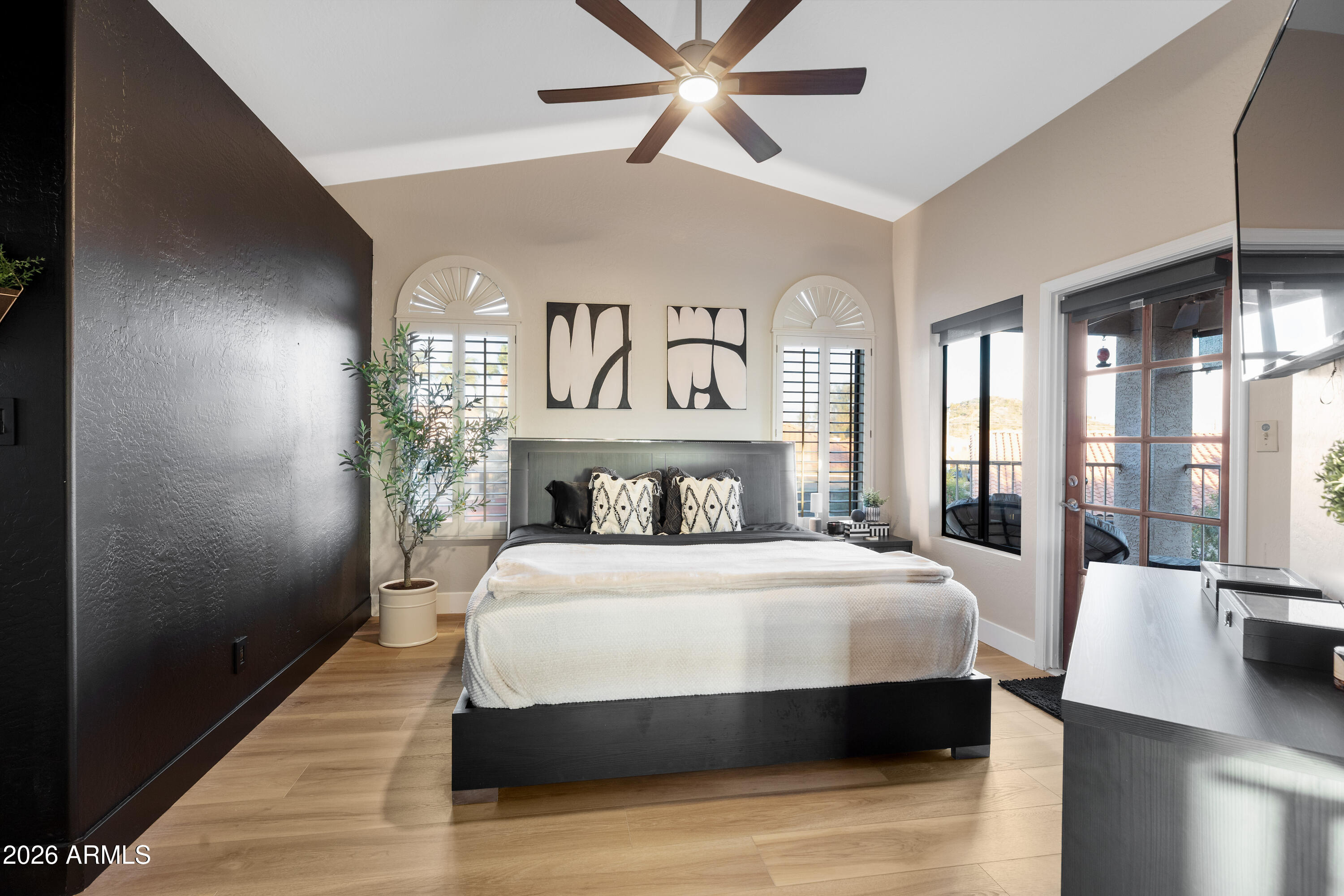 3912 E SHANNON Street