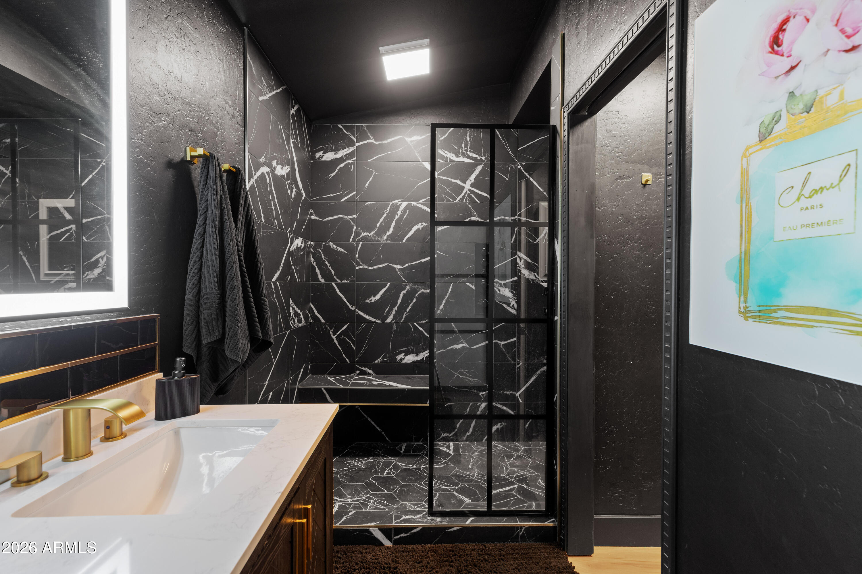 3912 E SHANNON Street