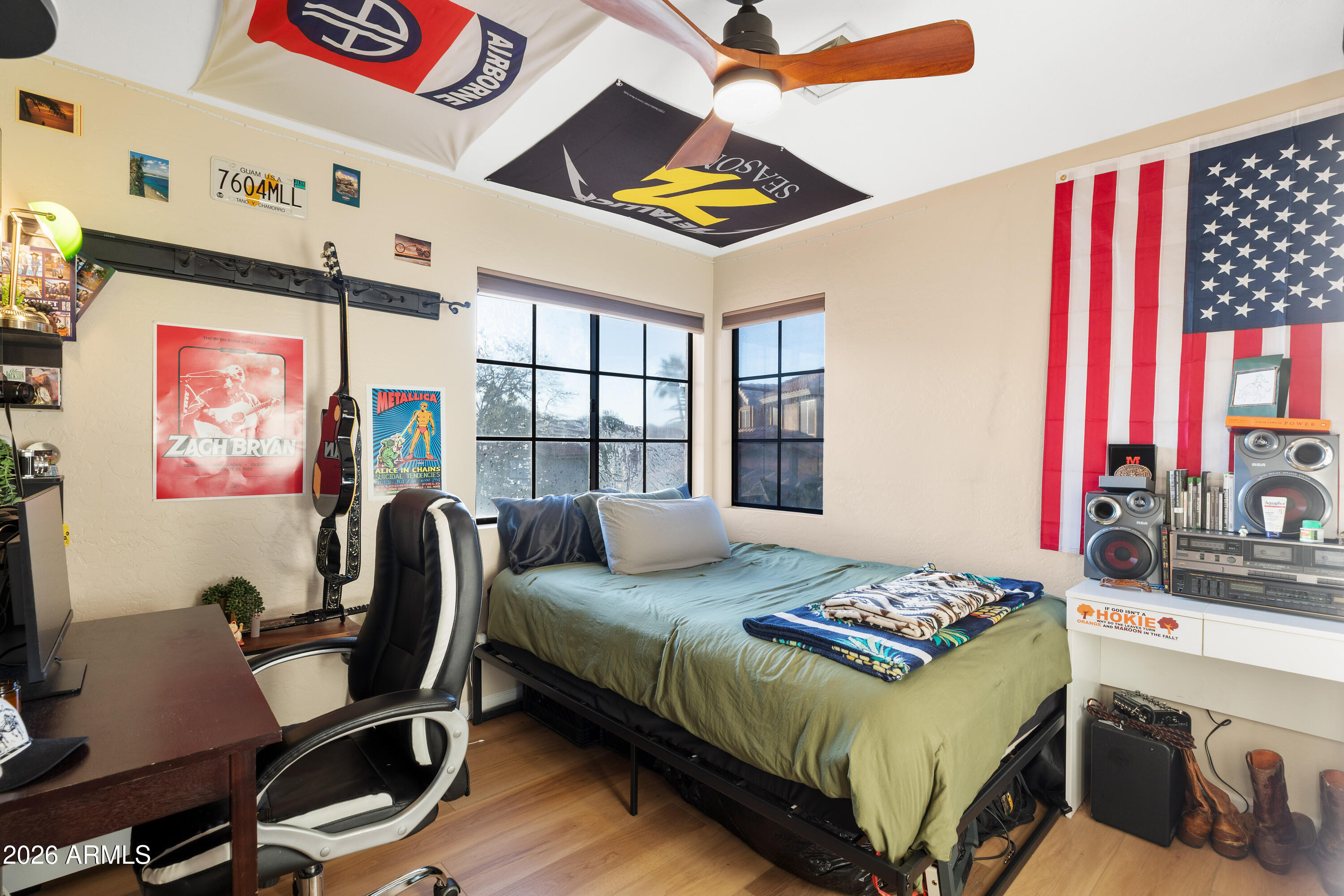 3912 E SHANNON Street