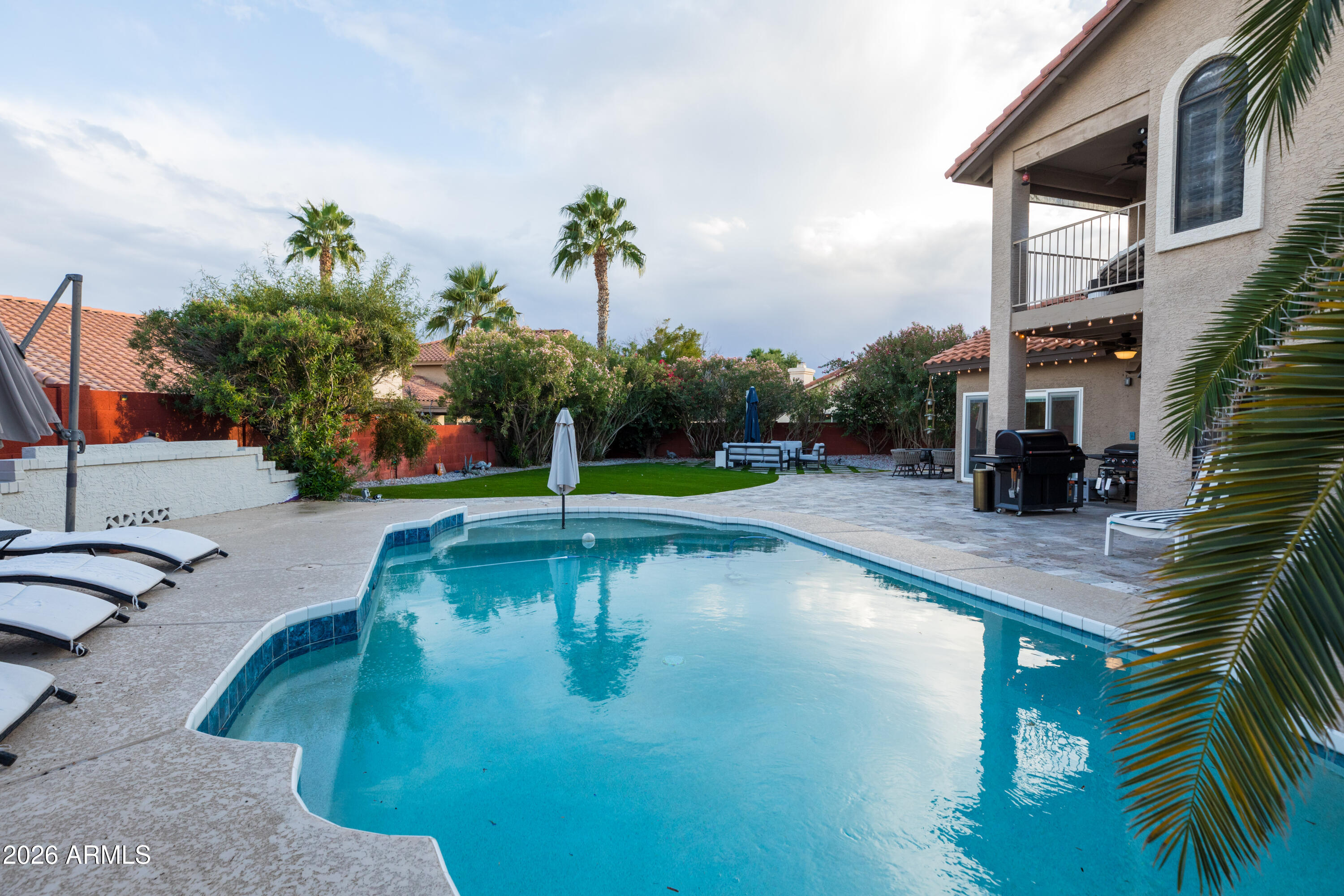 3912 E SHANNON Street