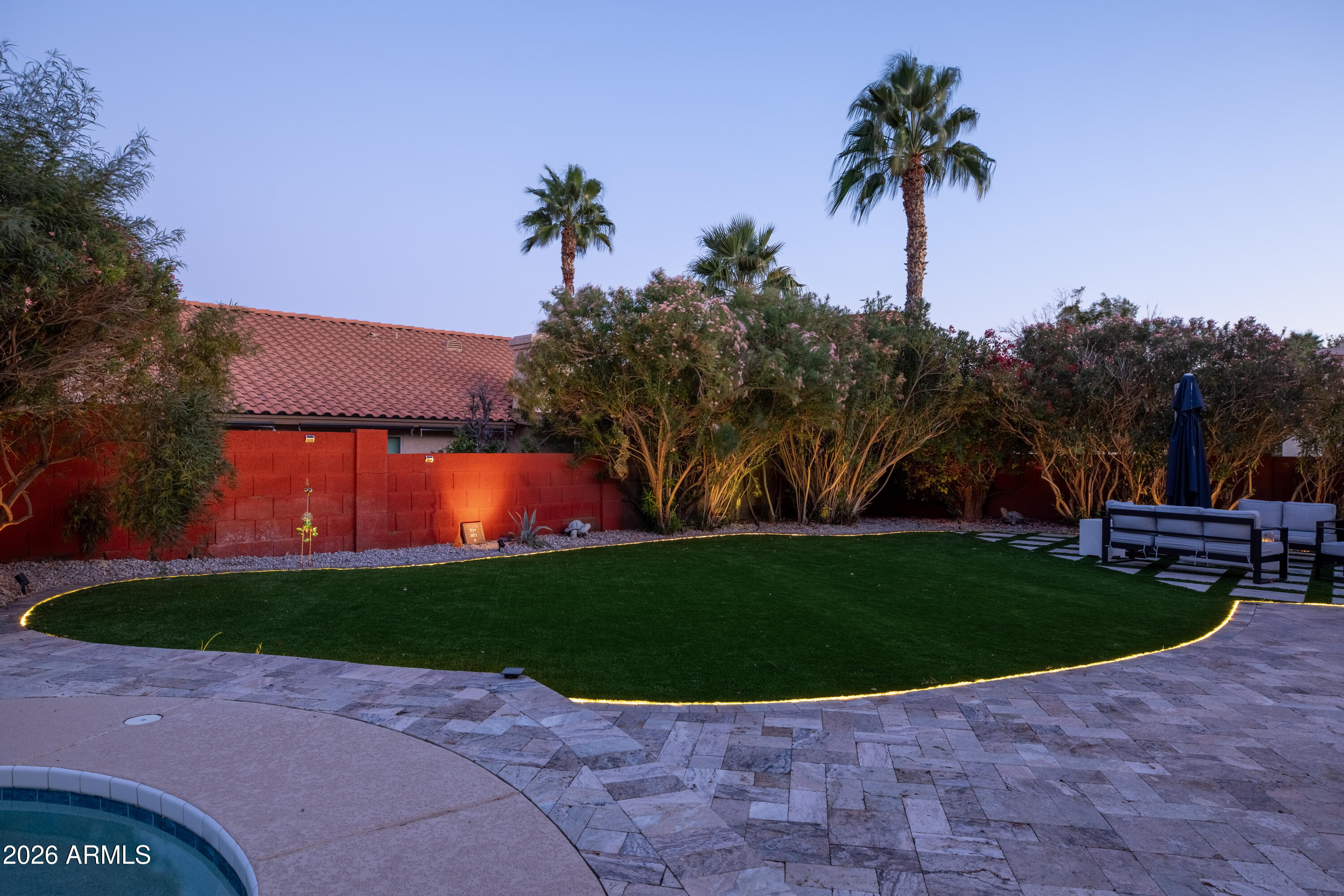 3912 E SHANNON Street