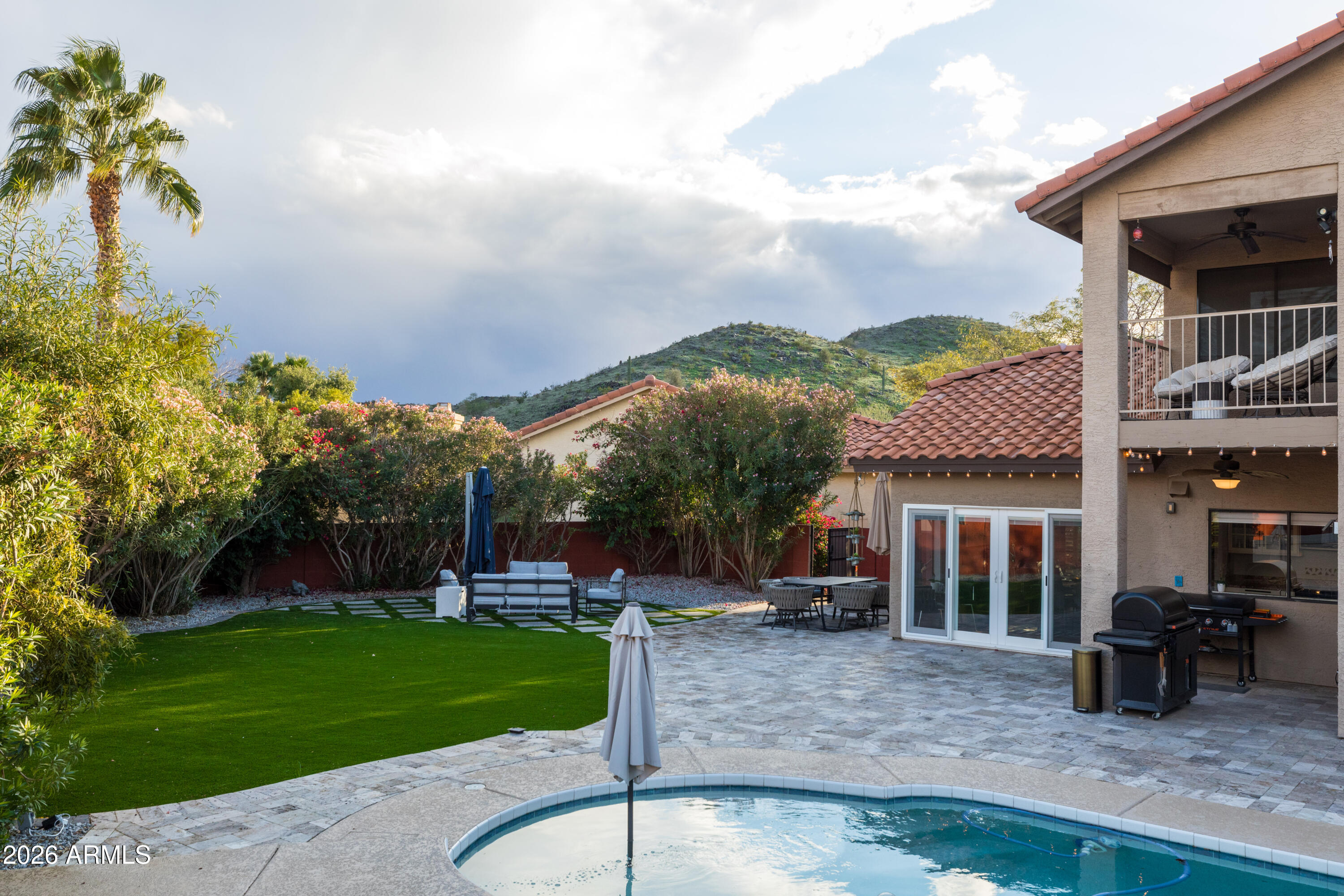 3912 E SHANNON Street