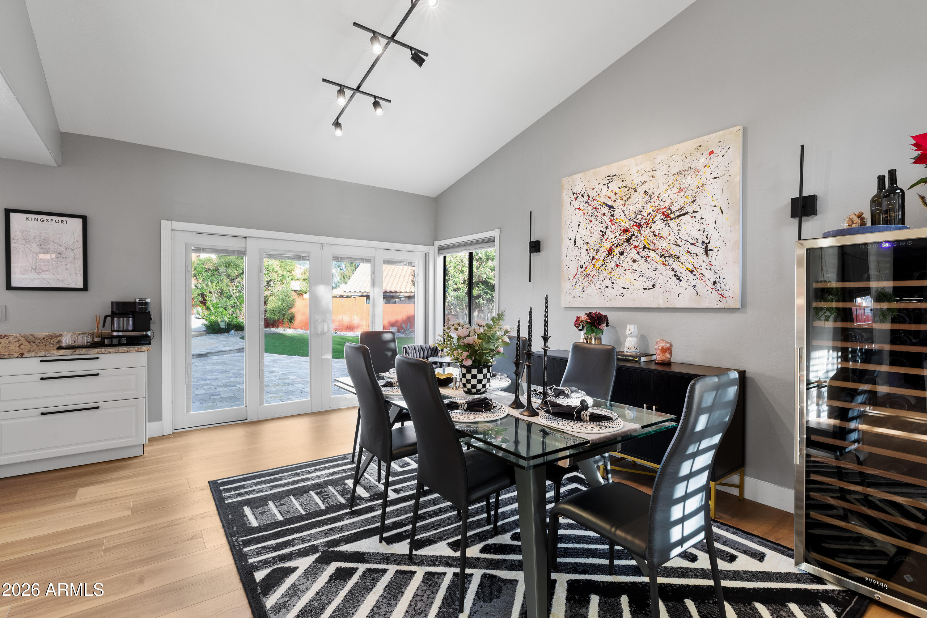 3912 E SHANNON Street