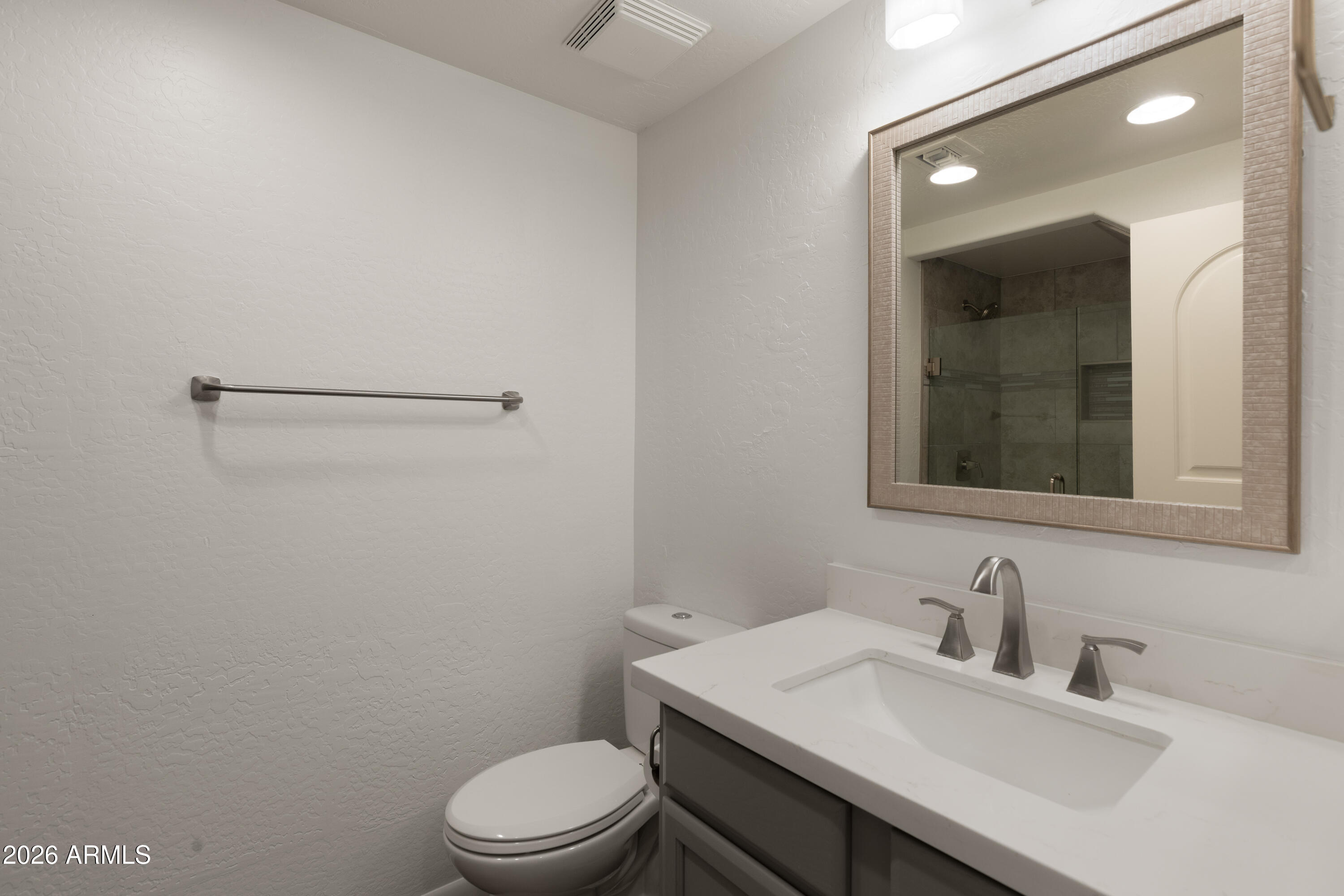 3935 E ROUGH RIDER Road 1108