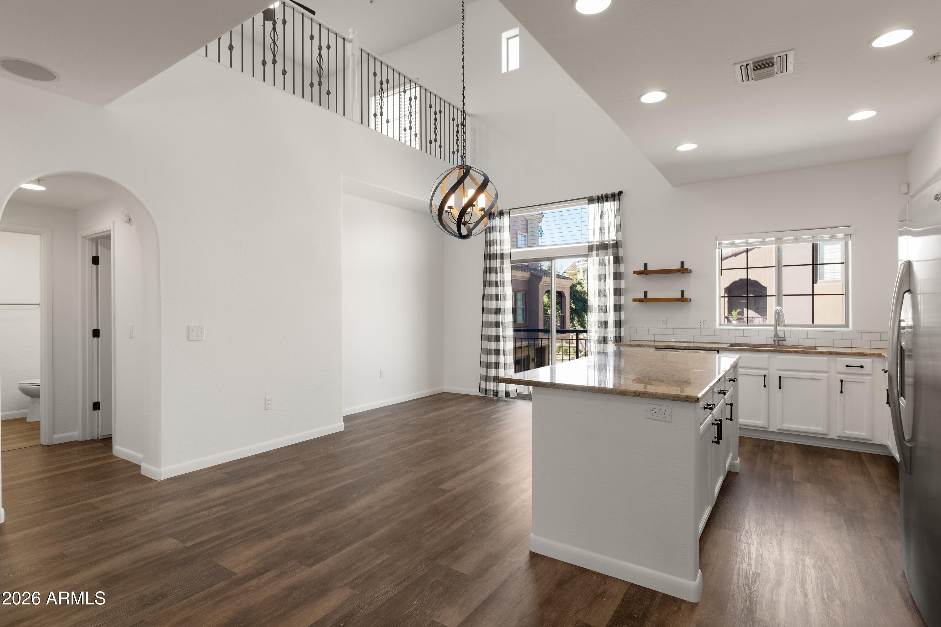 3935 E ROUGH RIDER Road 1108