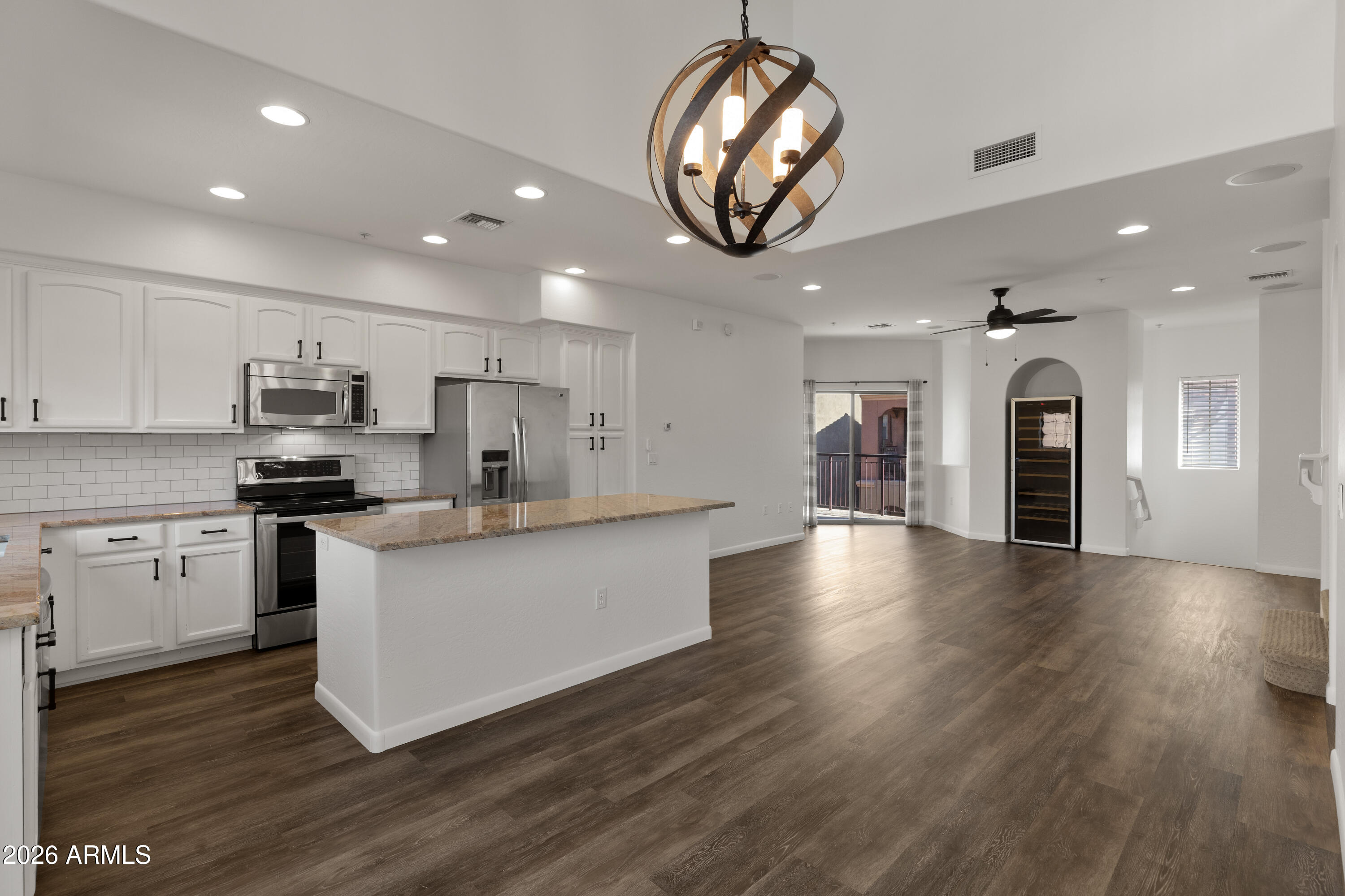 3935 E ROUGH RIDER Road 1108