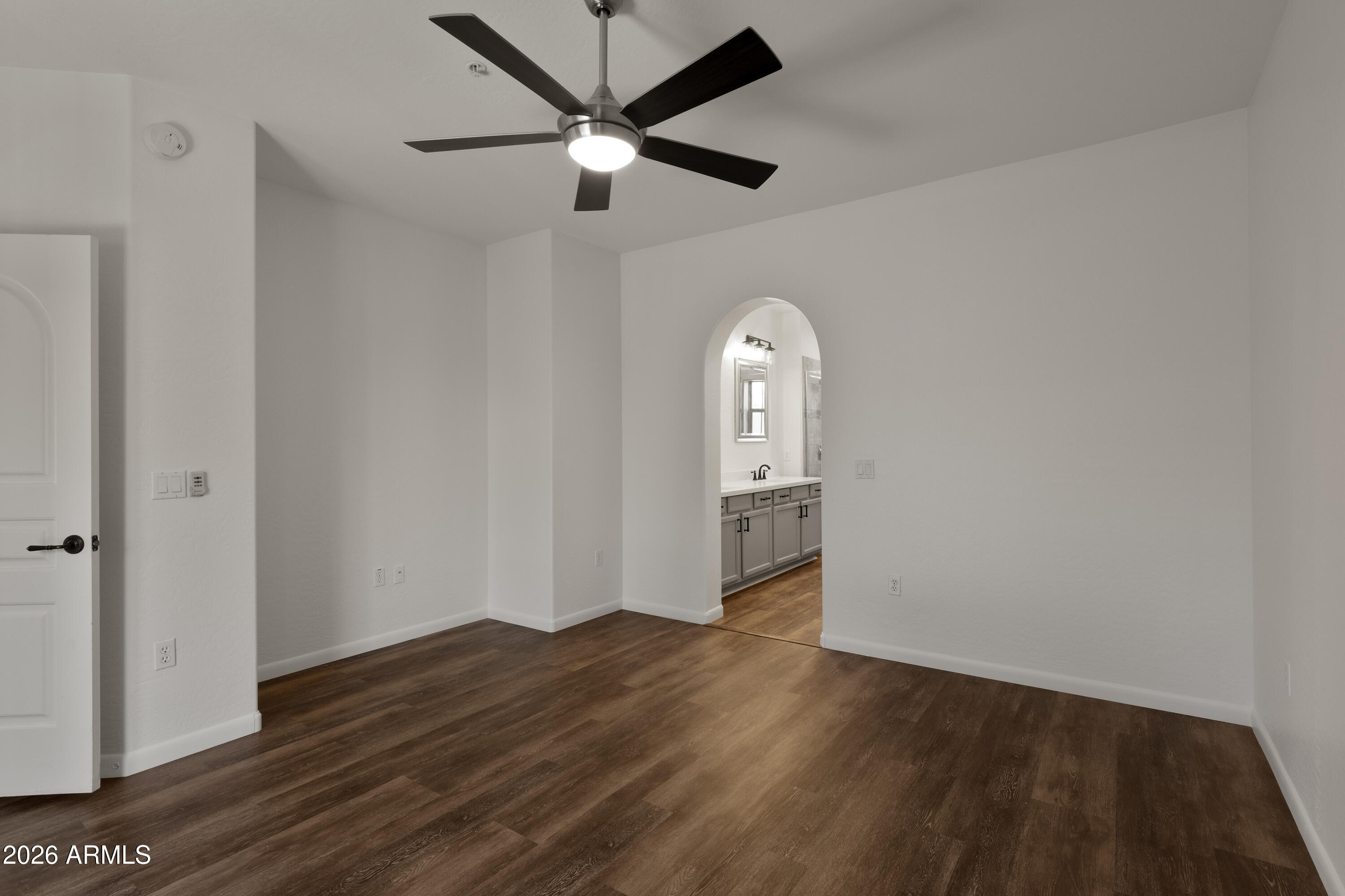 3935 E ROUGH RIDER Road 1108