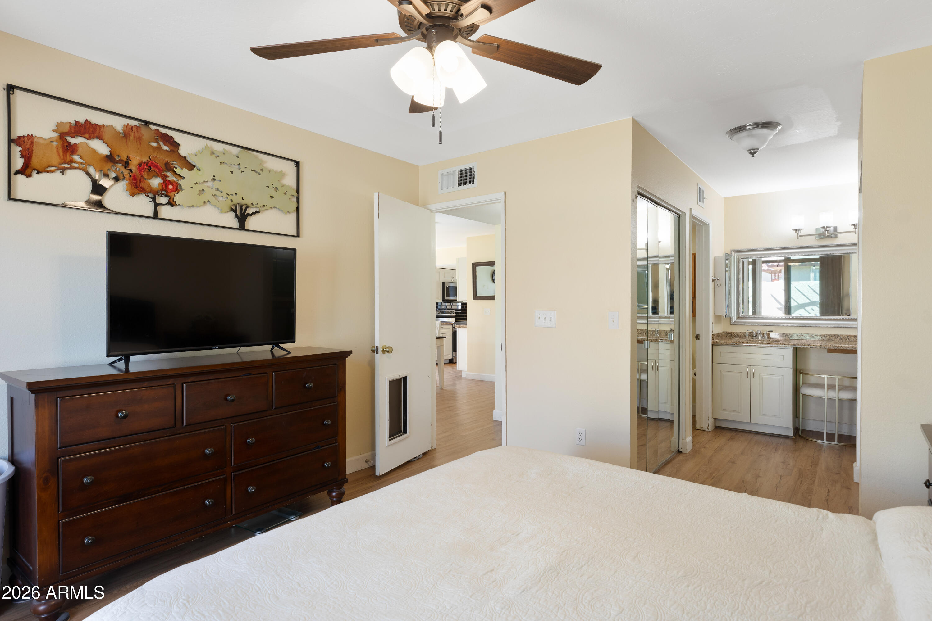 5210 E CORONADO Circle