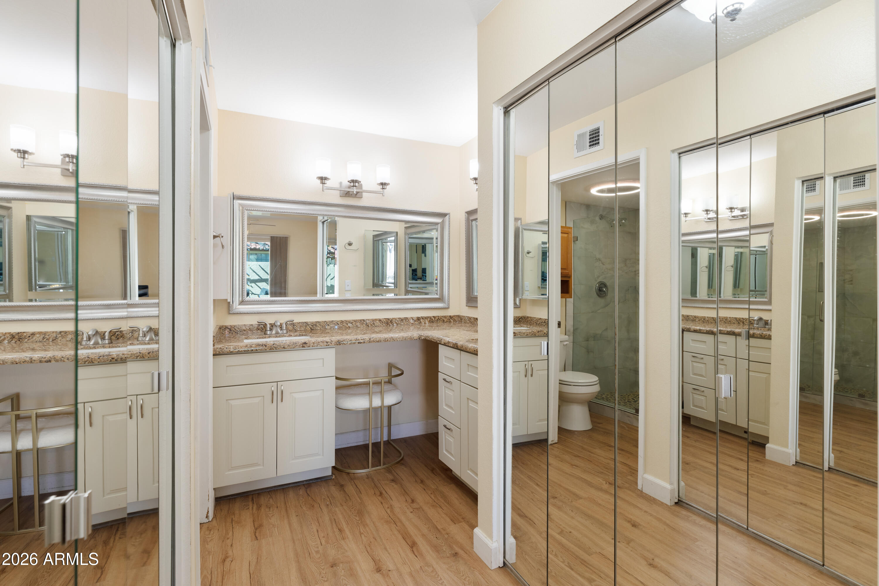 5210 E CORONADO Circle