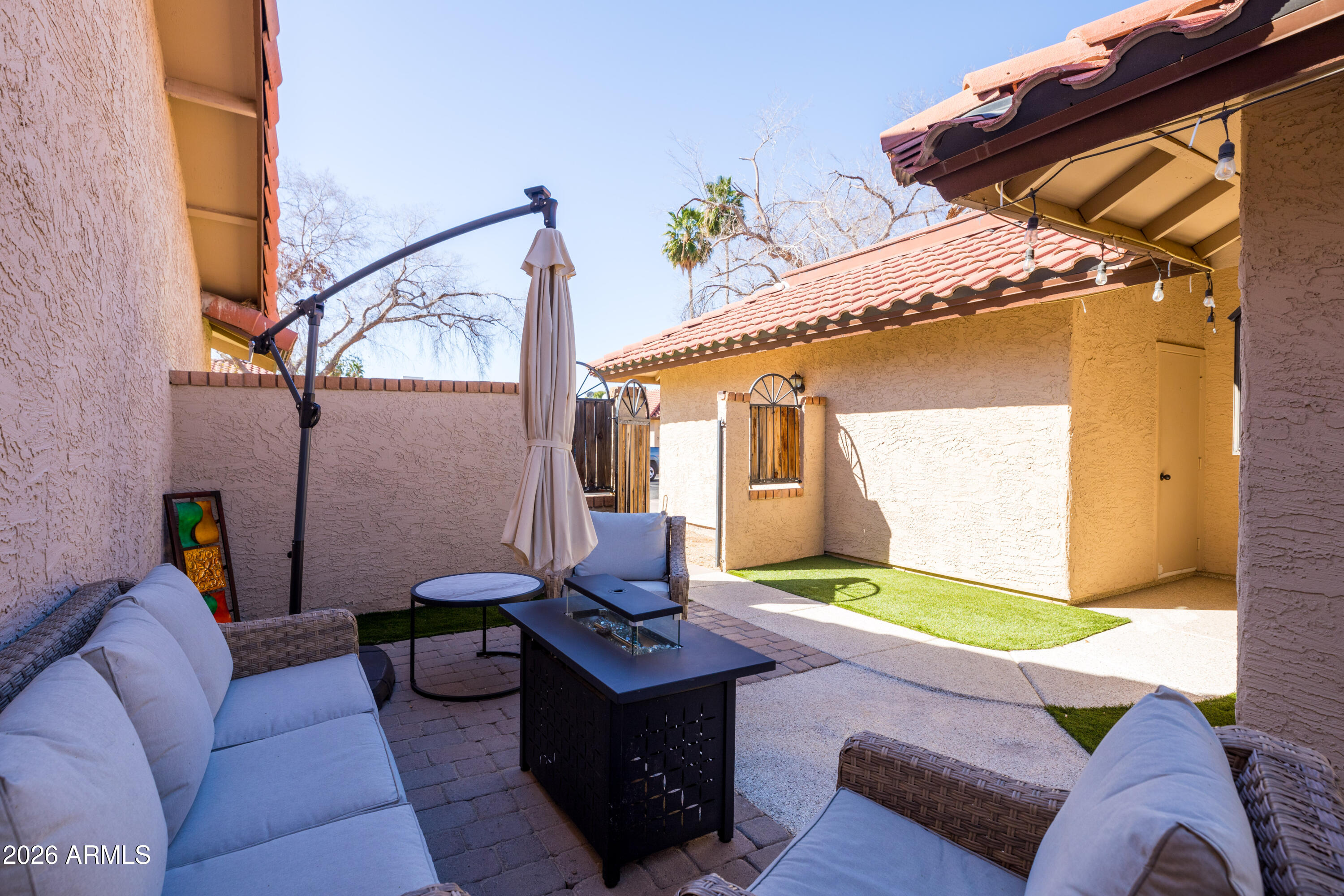 5210 E CORONADO Circle