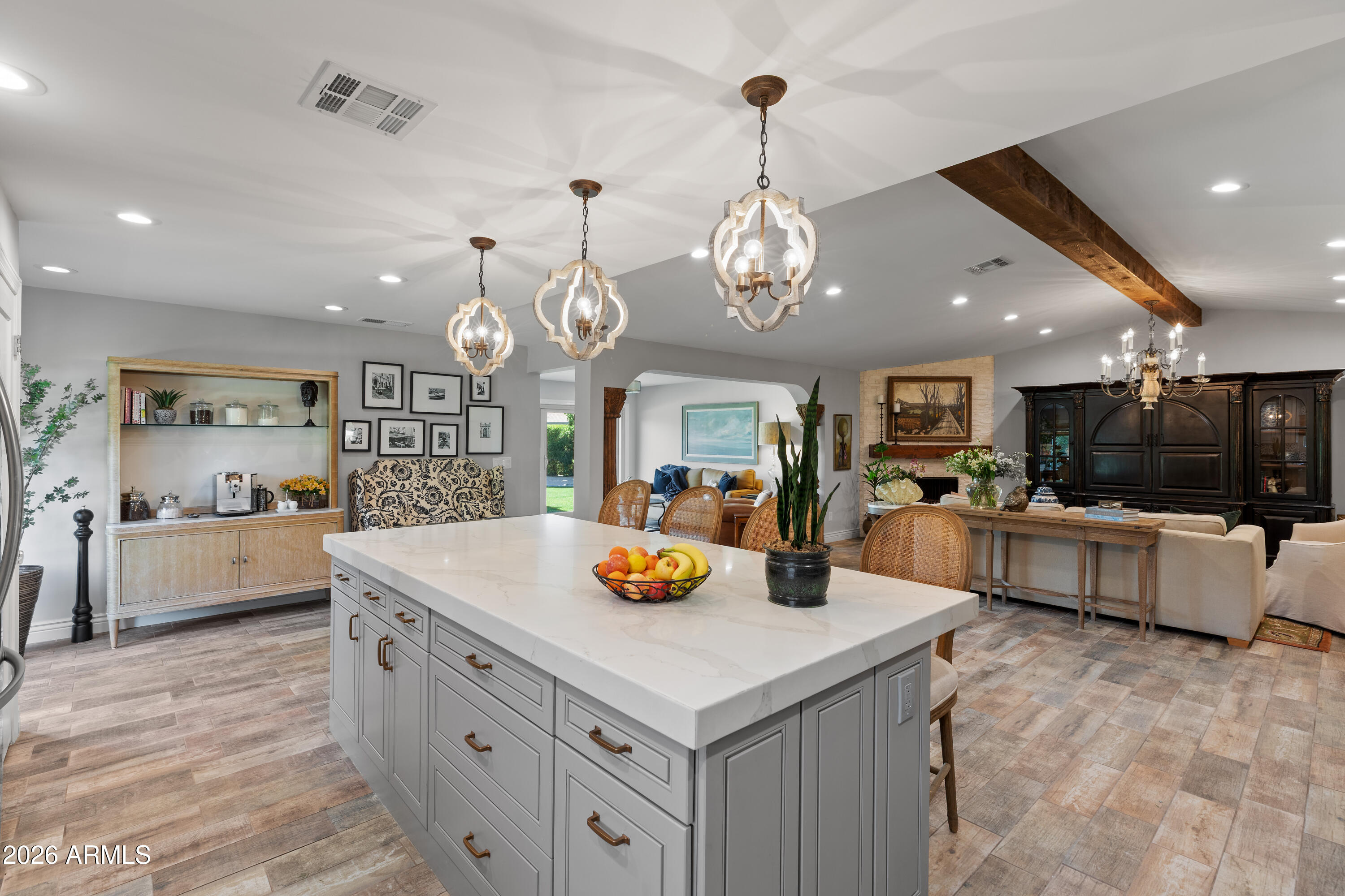 7528 N DEL NORTE Drive