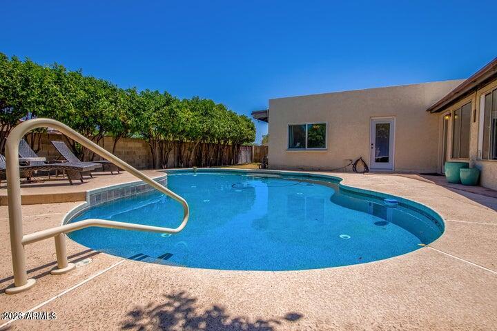 2118 E PEBBLE BEACH Drive