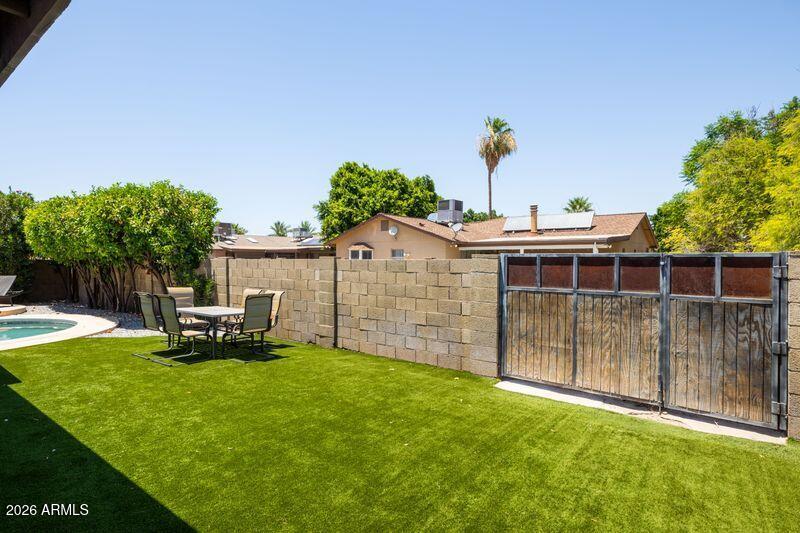 2118 E PEBBLE BEACH Drive