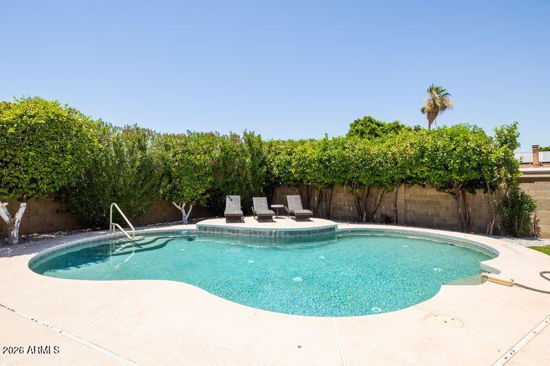 2118 E PEBBLE BEACH Drive