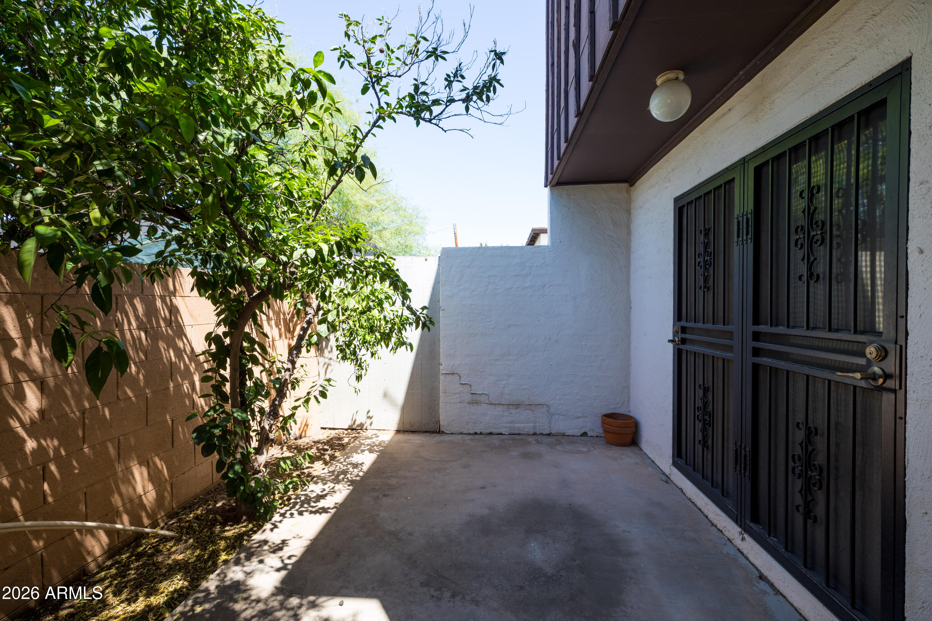 2934 N Casa Tomas Court