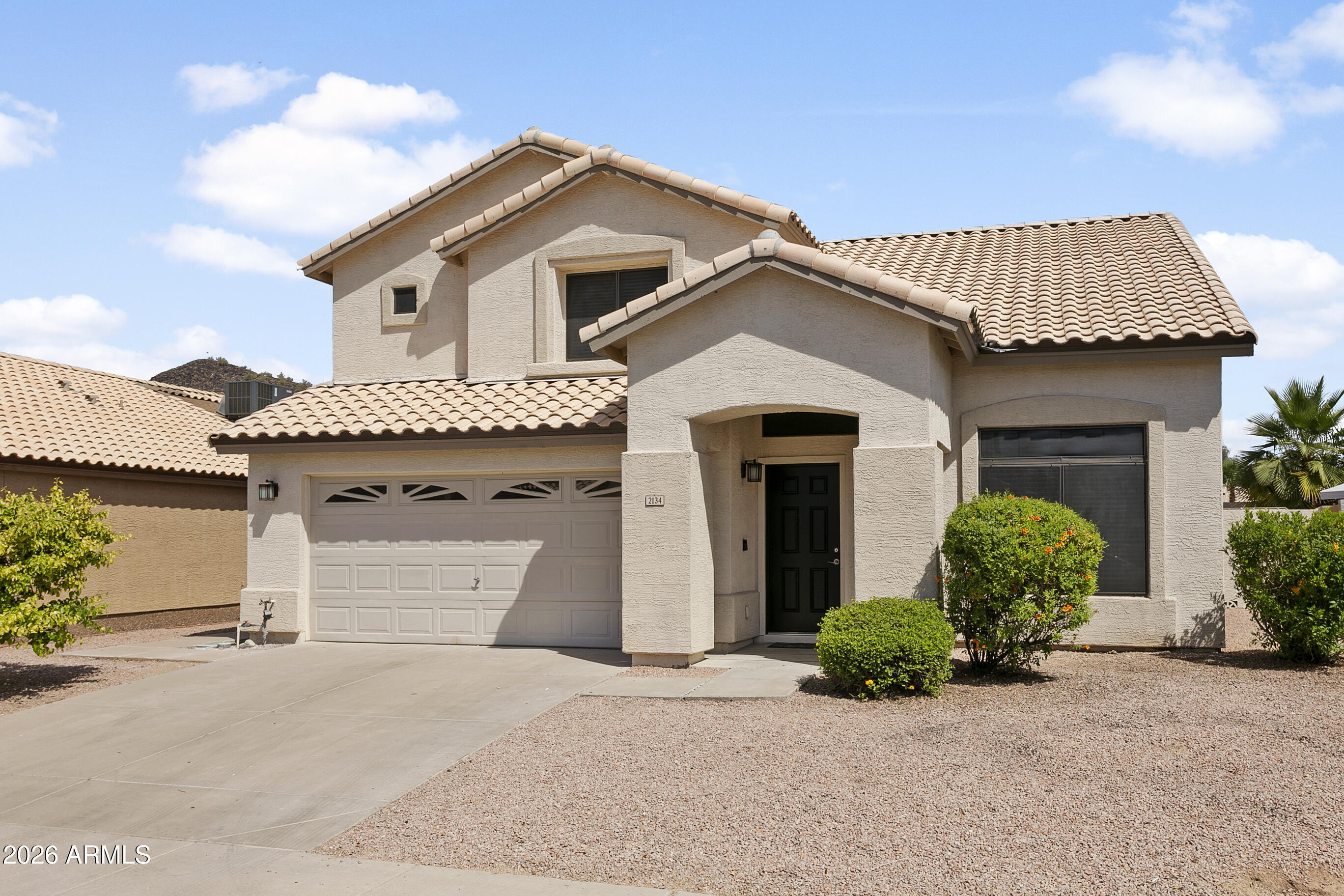 2134 E DALEY Lane