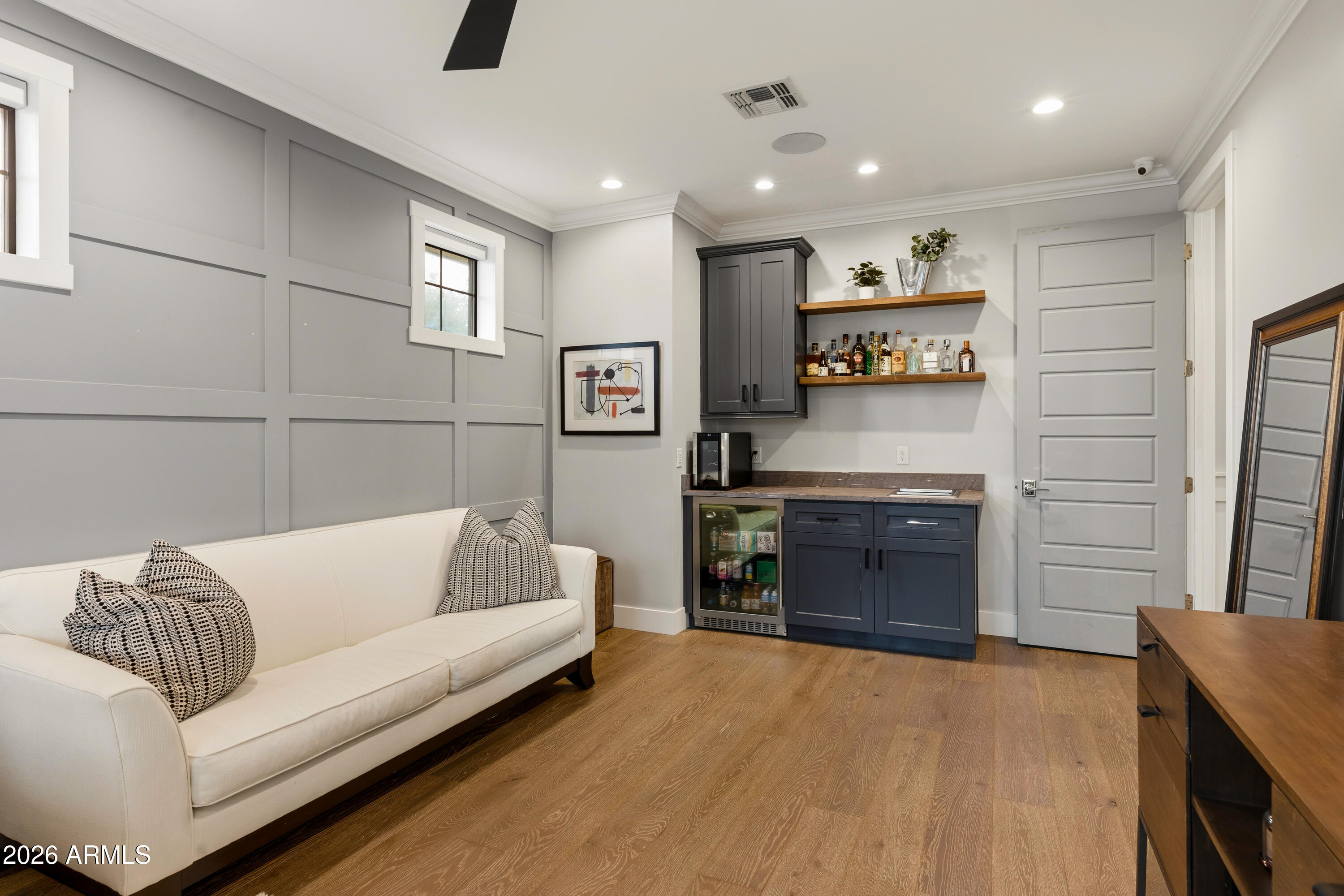 5401 E CHEERY LYNN Road