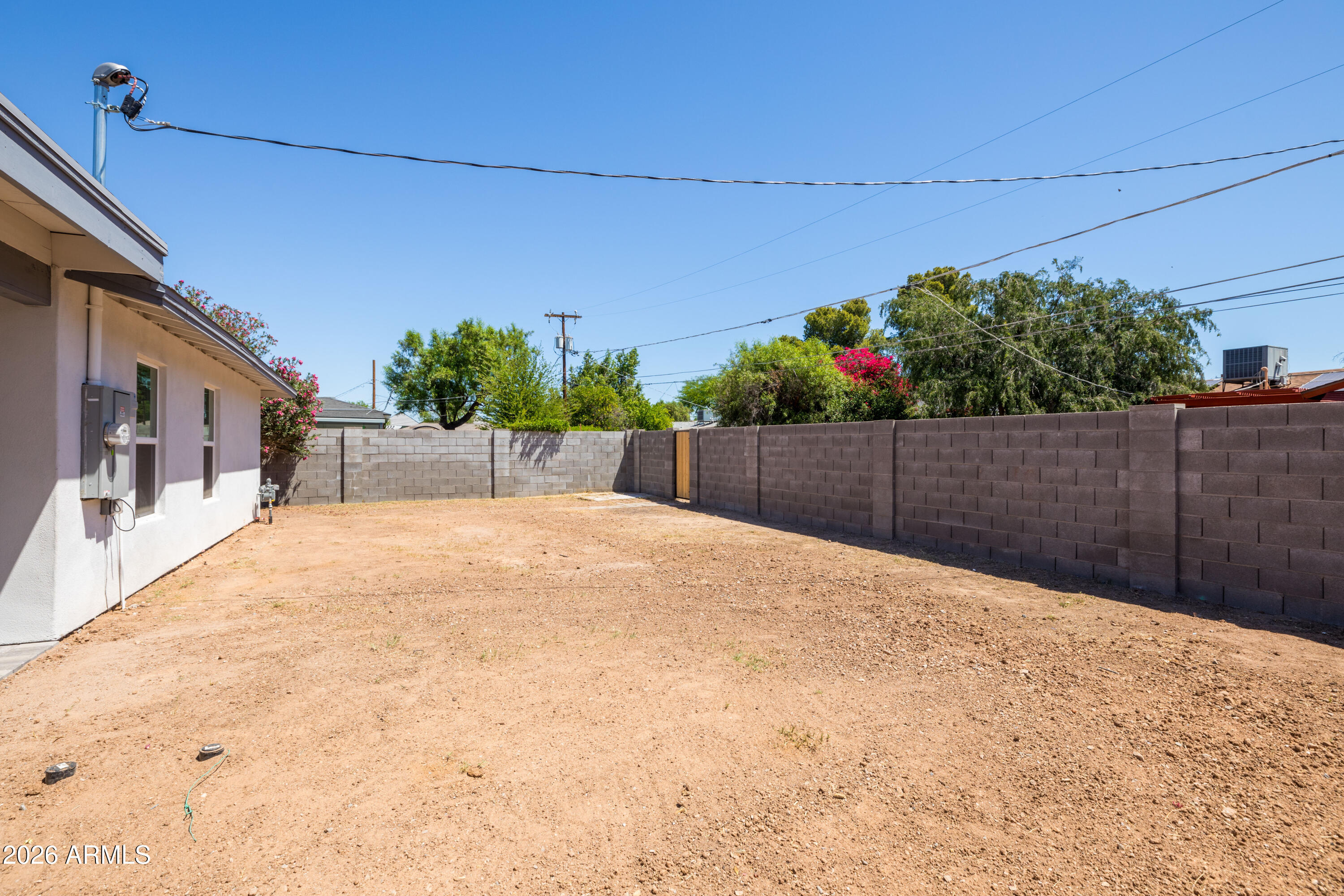 5745 N 13TH Place