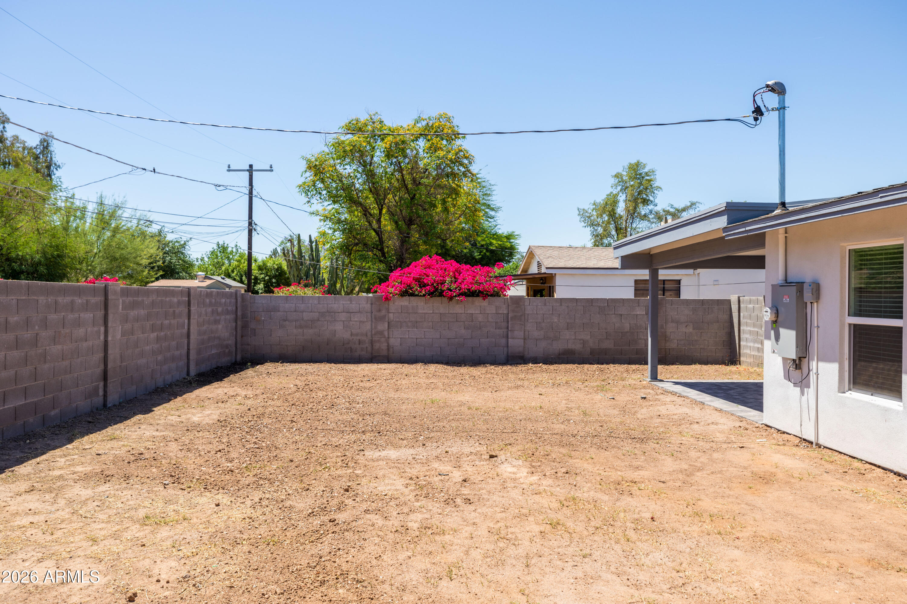 5745 N 13TH Place
