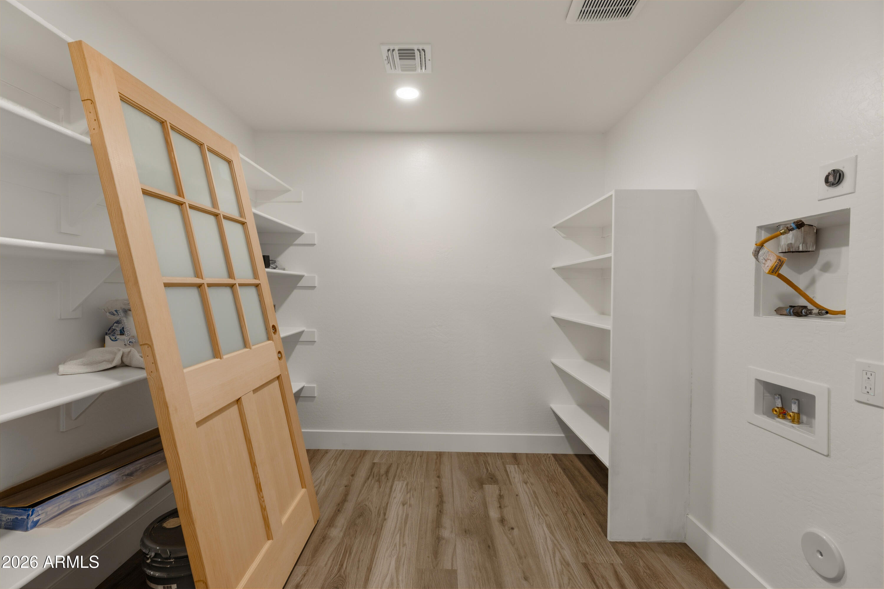 5745 N 13TH Place