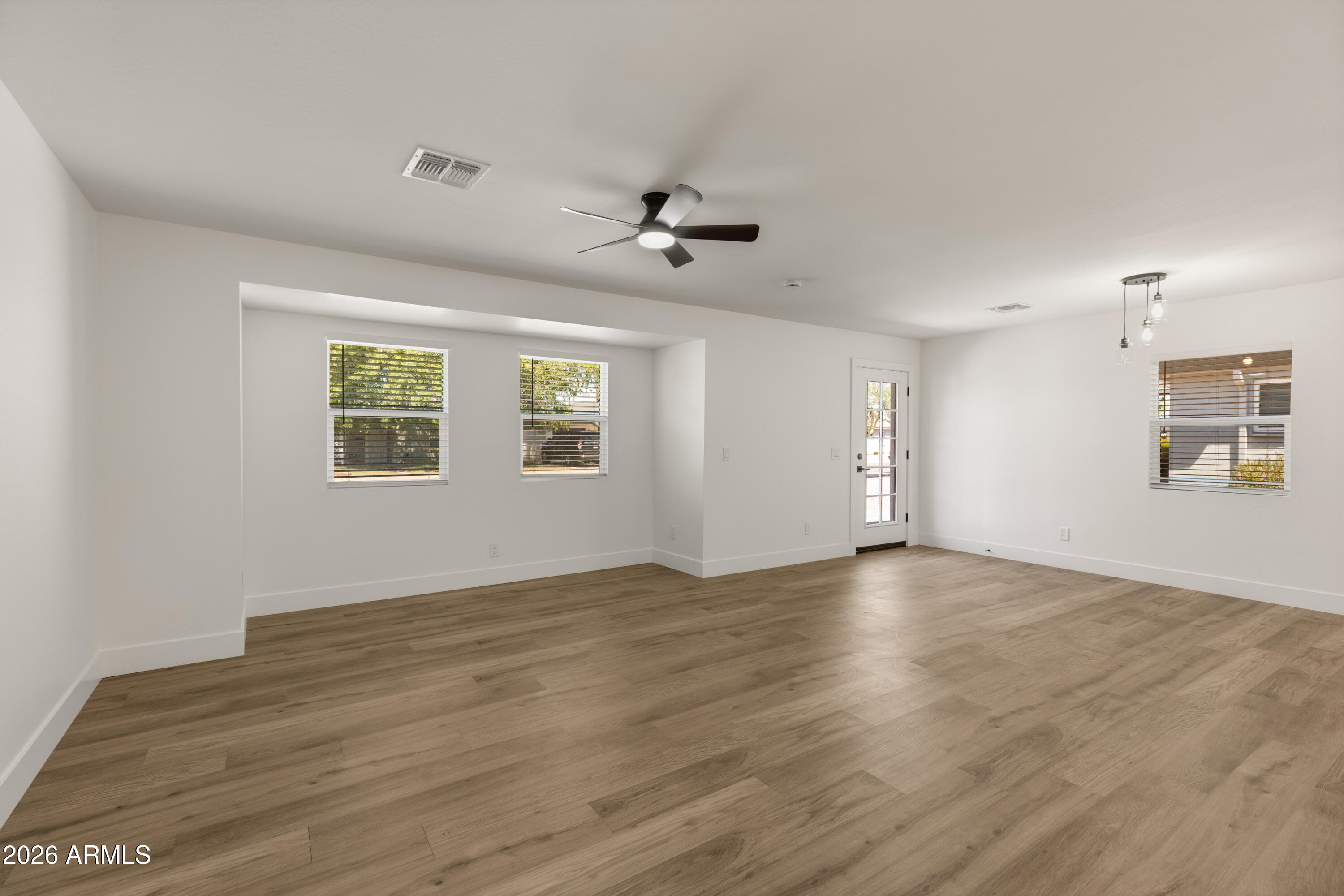 5745 N 13TH Place