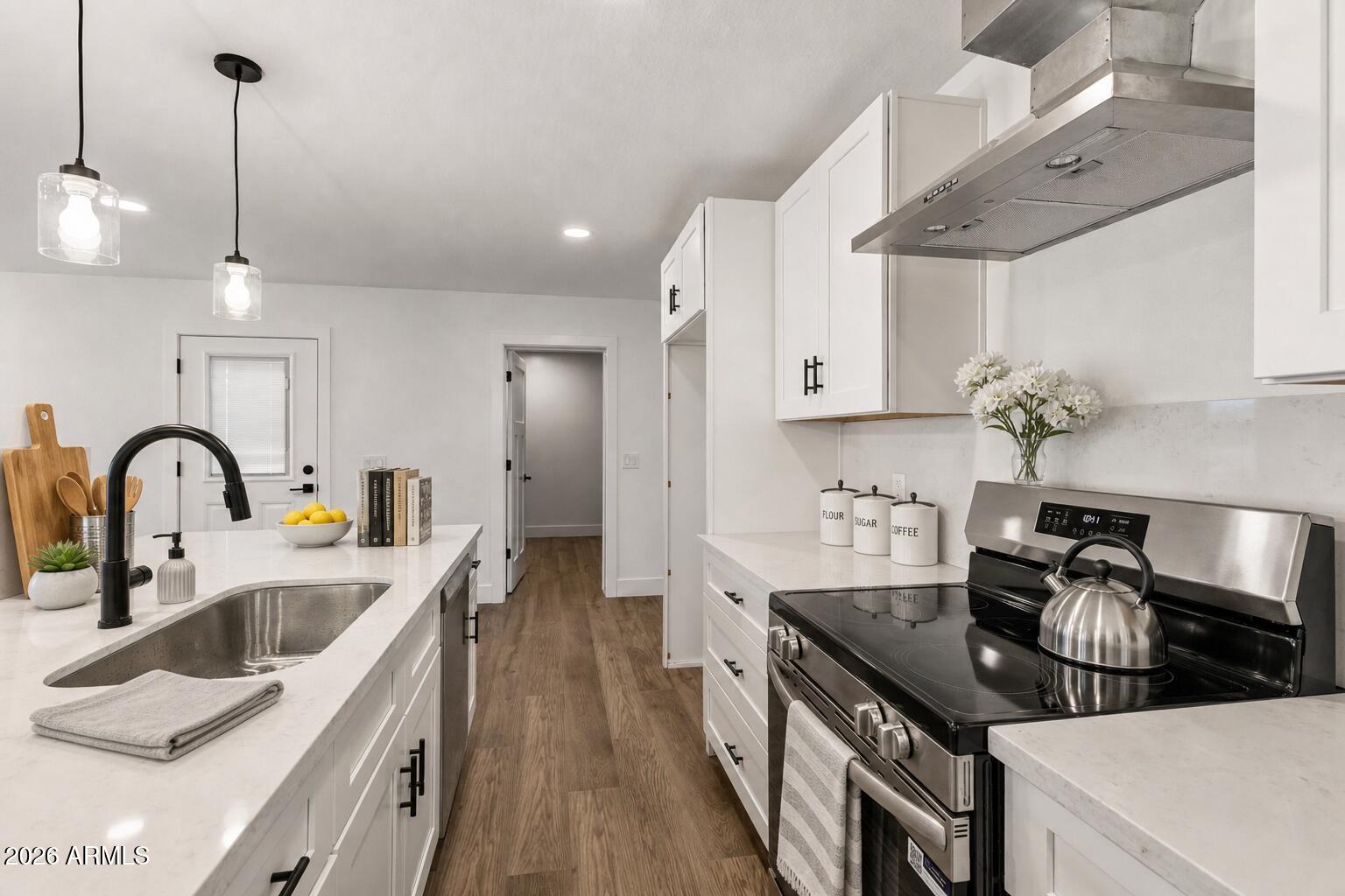5745 N 13TH Place