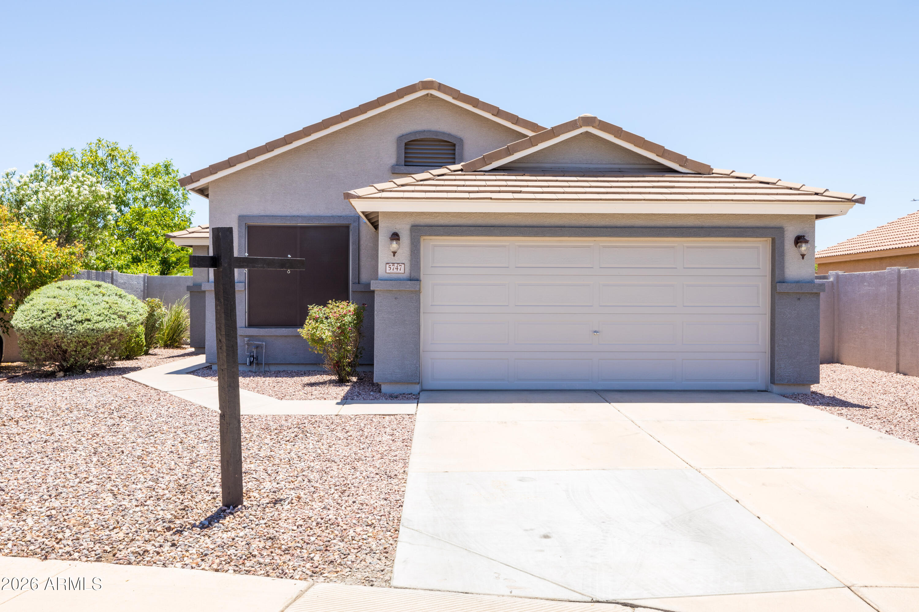 5747 E GABLE Circle