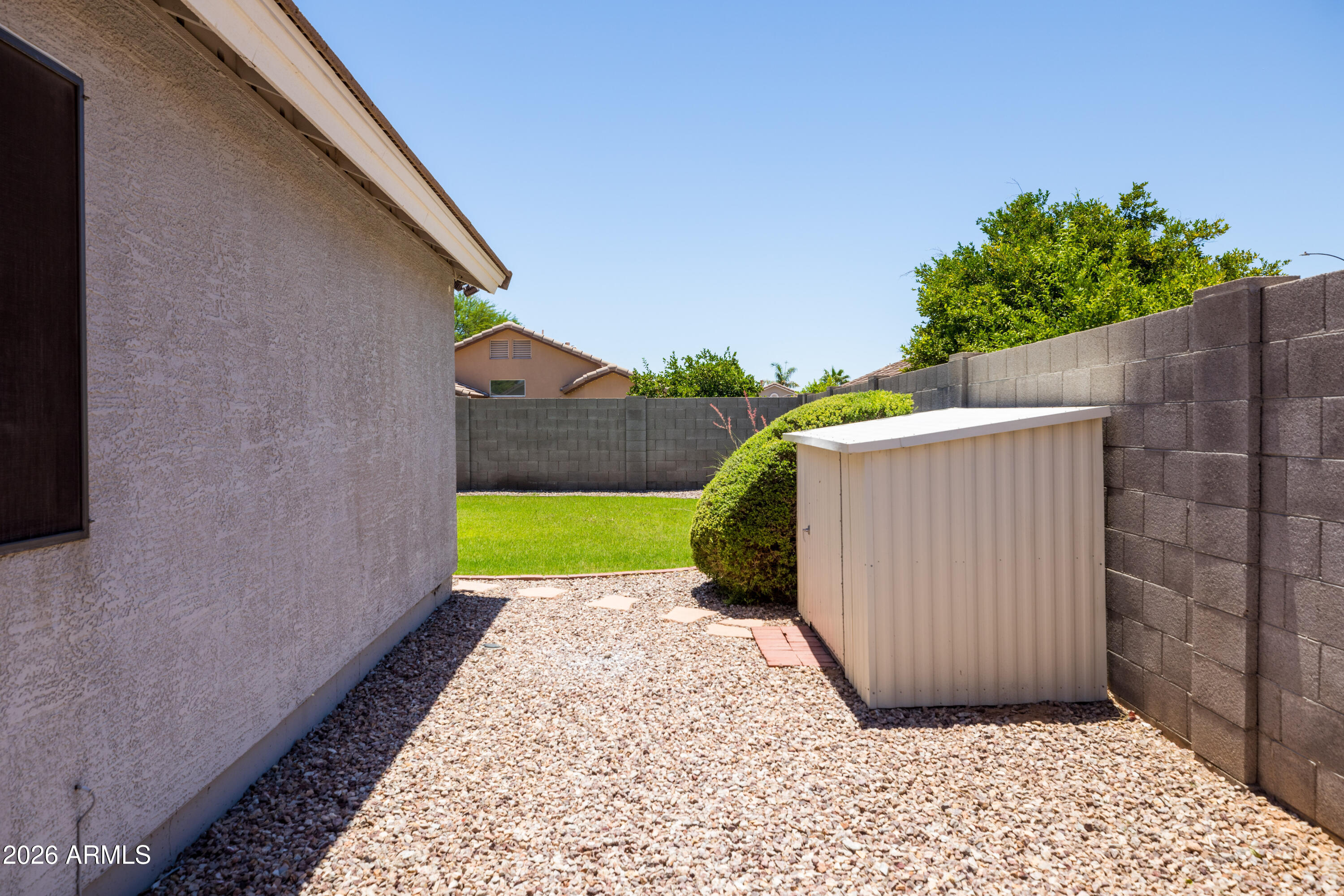 5747 E GABLE Circle