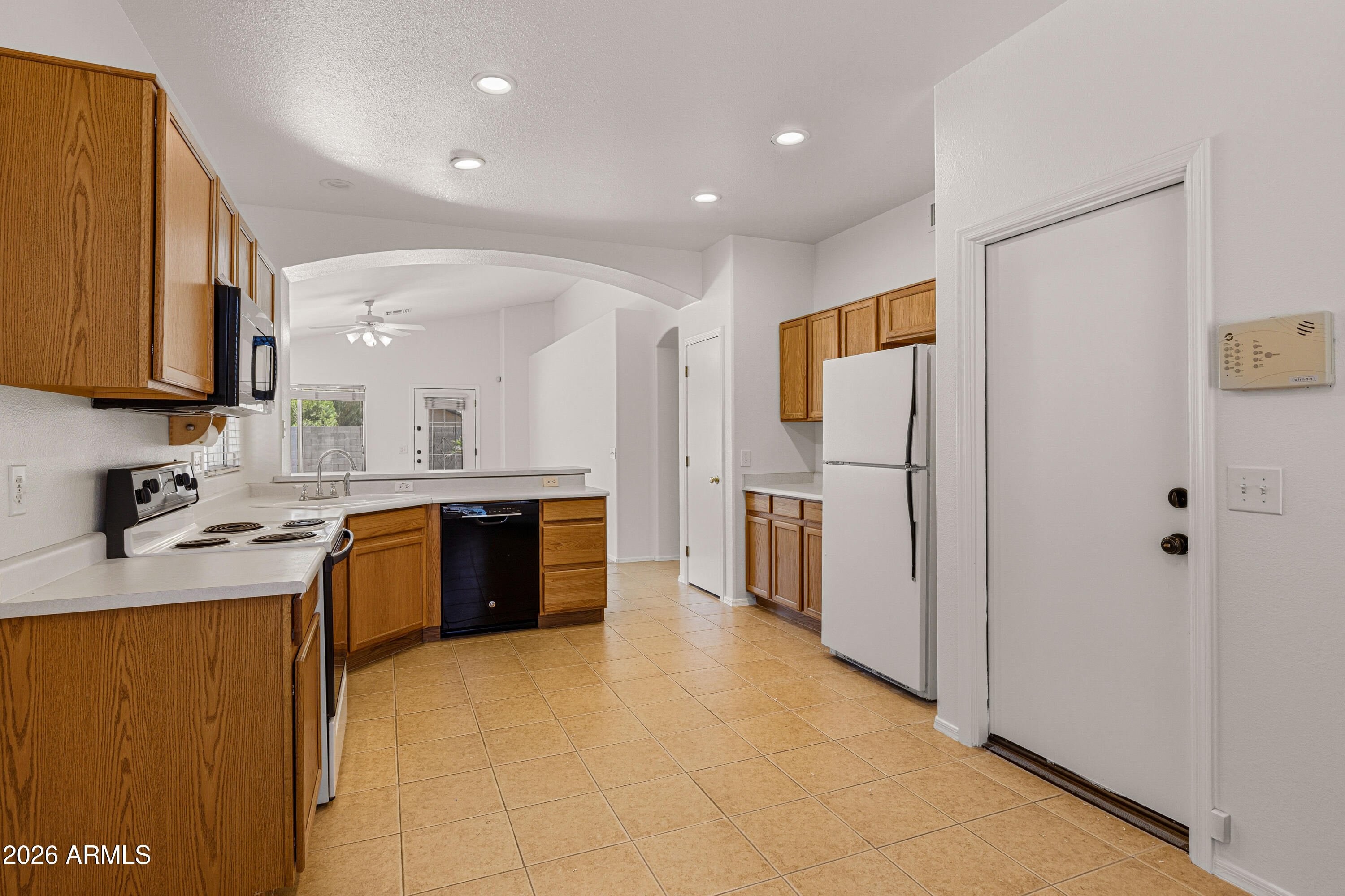 5747 E GABLE Circle
