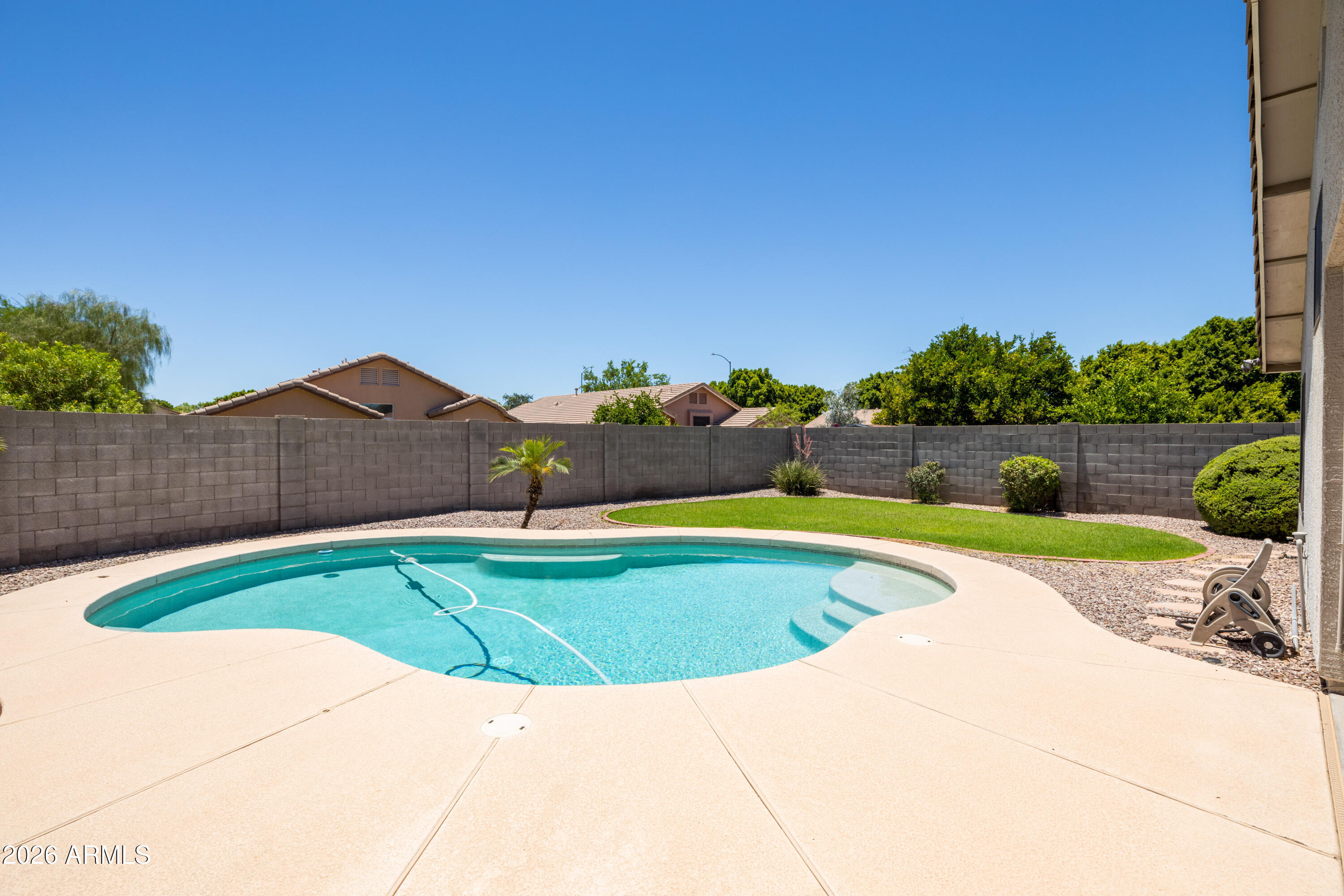 5747 E GABLE Circle